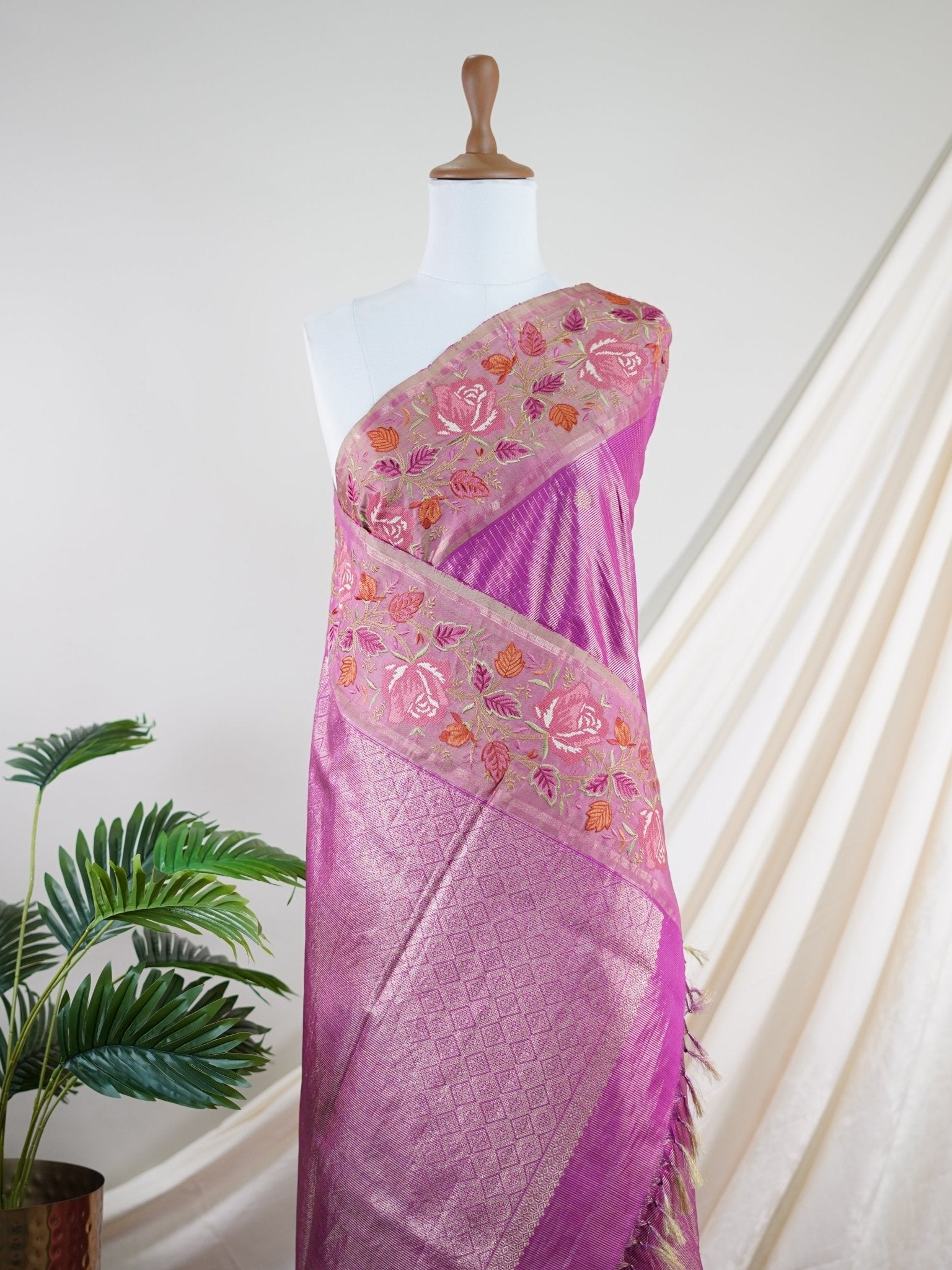 Kanchipuram Silk  100% Pure Silk  - Manoranjitham Weaves - Handloom Store