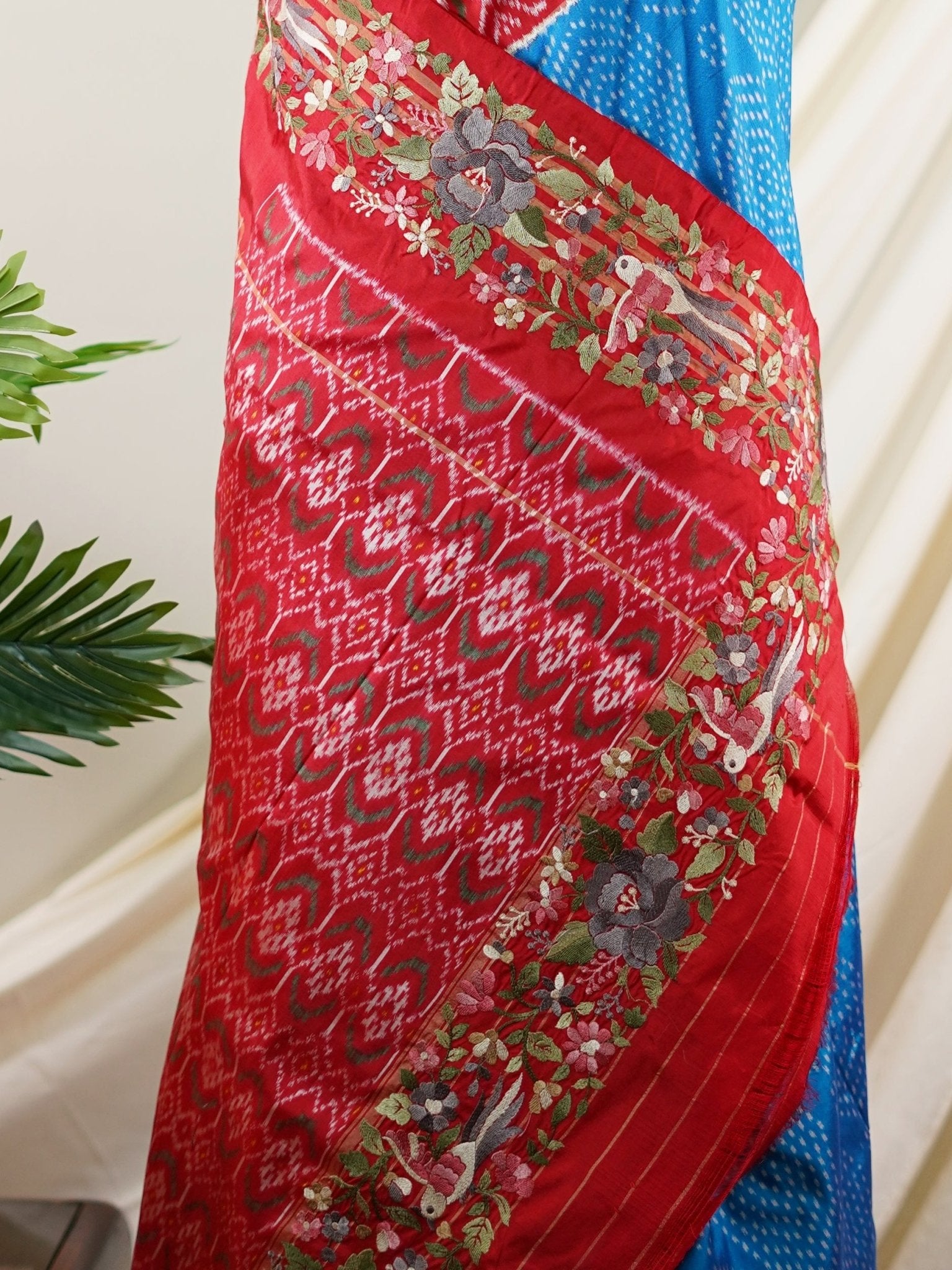 Pochampally Blue 100% Pure Silk  - Manoranjitham Weaves - Handloom Store