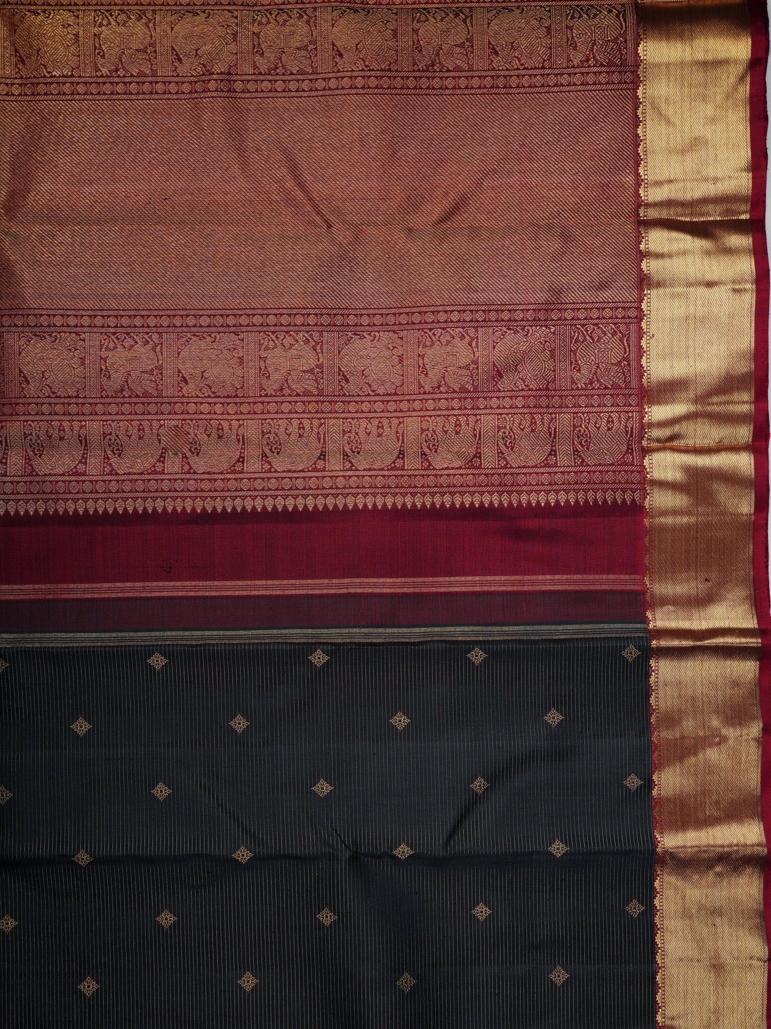 Kanchipuram Silk Green 100% Pure Silk  - Manoranjitham Weaves - Handloom Store