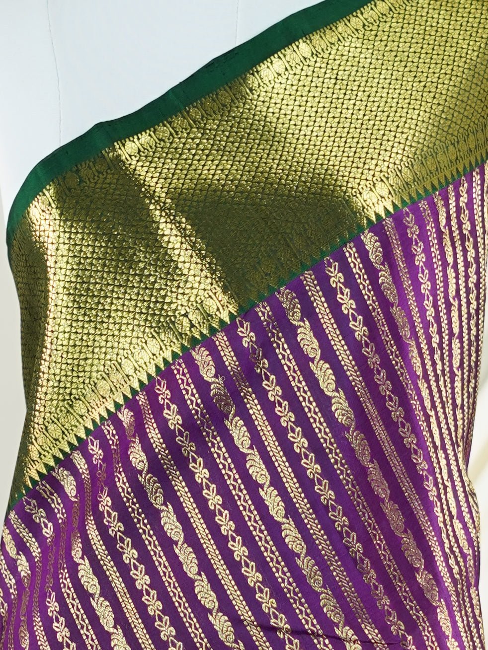 Venkatagiri Silk Maroon 100% Pure Silk  - Manoranjitham Weaves - Handloom Store