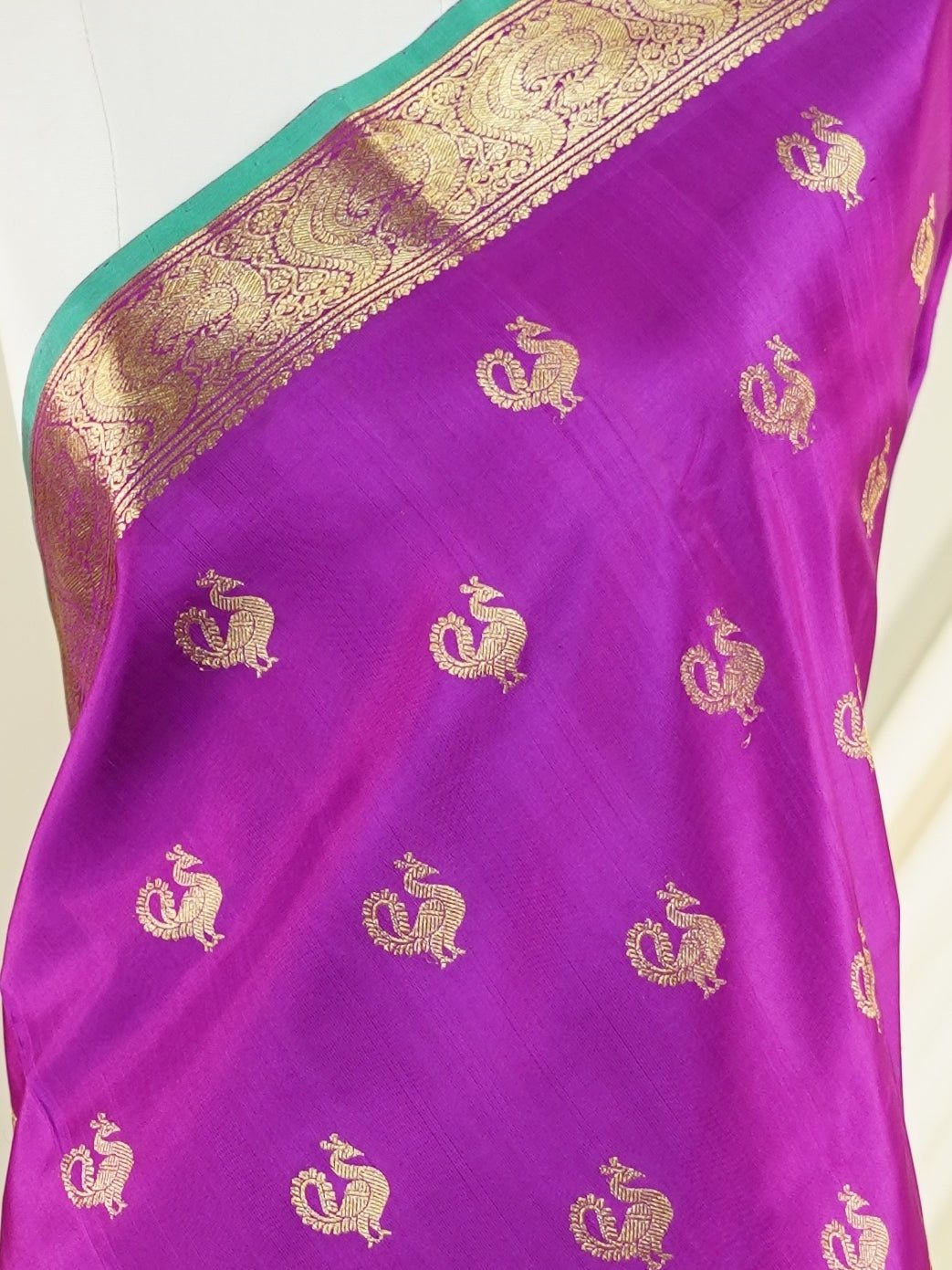 Venkatagiri Silk Purple 100% Pure Silk  - Manoranjitham Weaves - Handloom Store
