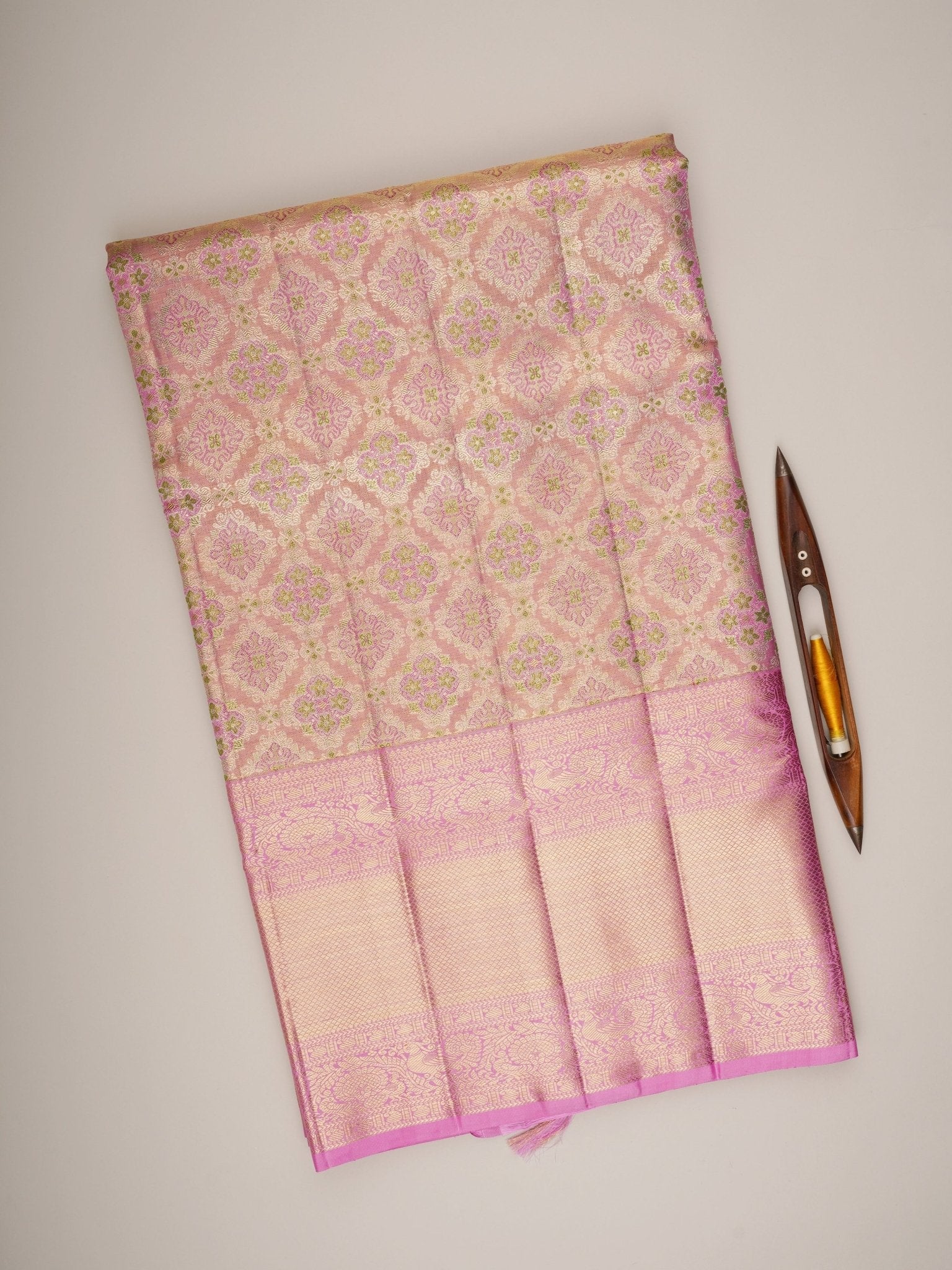 Kanchipuram Silk Pink 100% Pure Silk  Manoranjitham Weaves - Handloom Store