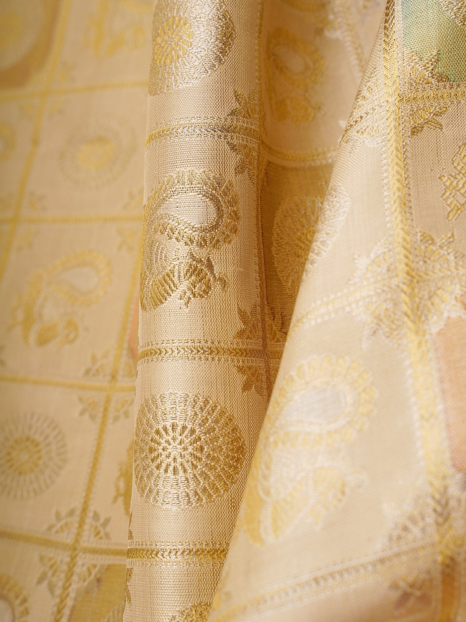 Kanchipuram Silk Cream 100% Pure Silk 