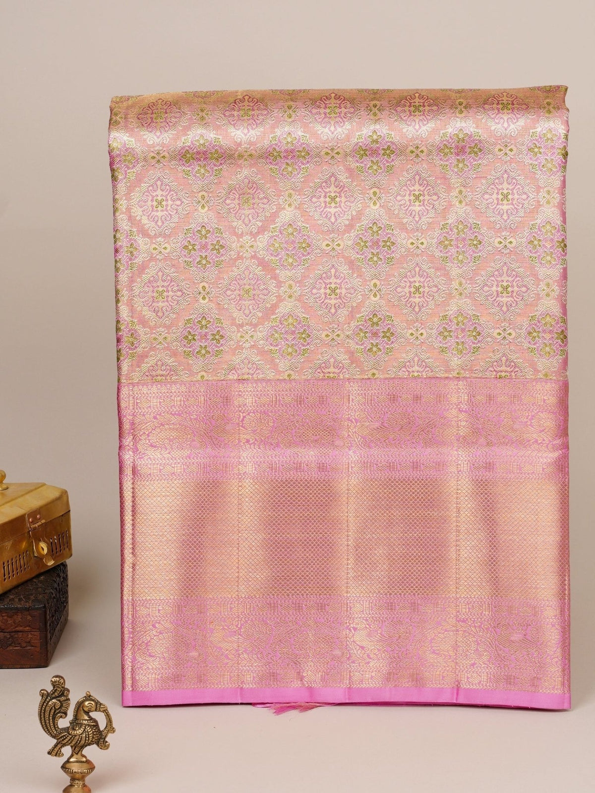 Kanchipuram Silk Pink 100% Pure Silk  Manoranjitham Weaves - Handloom Store