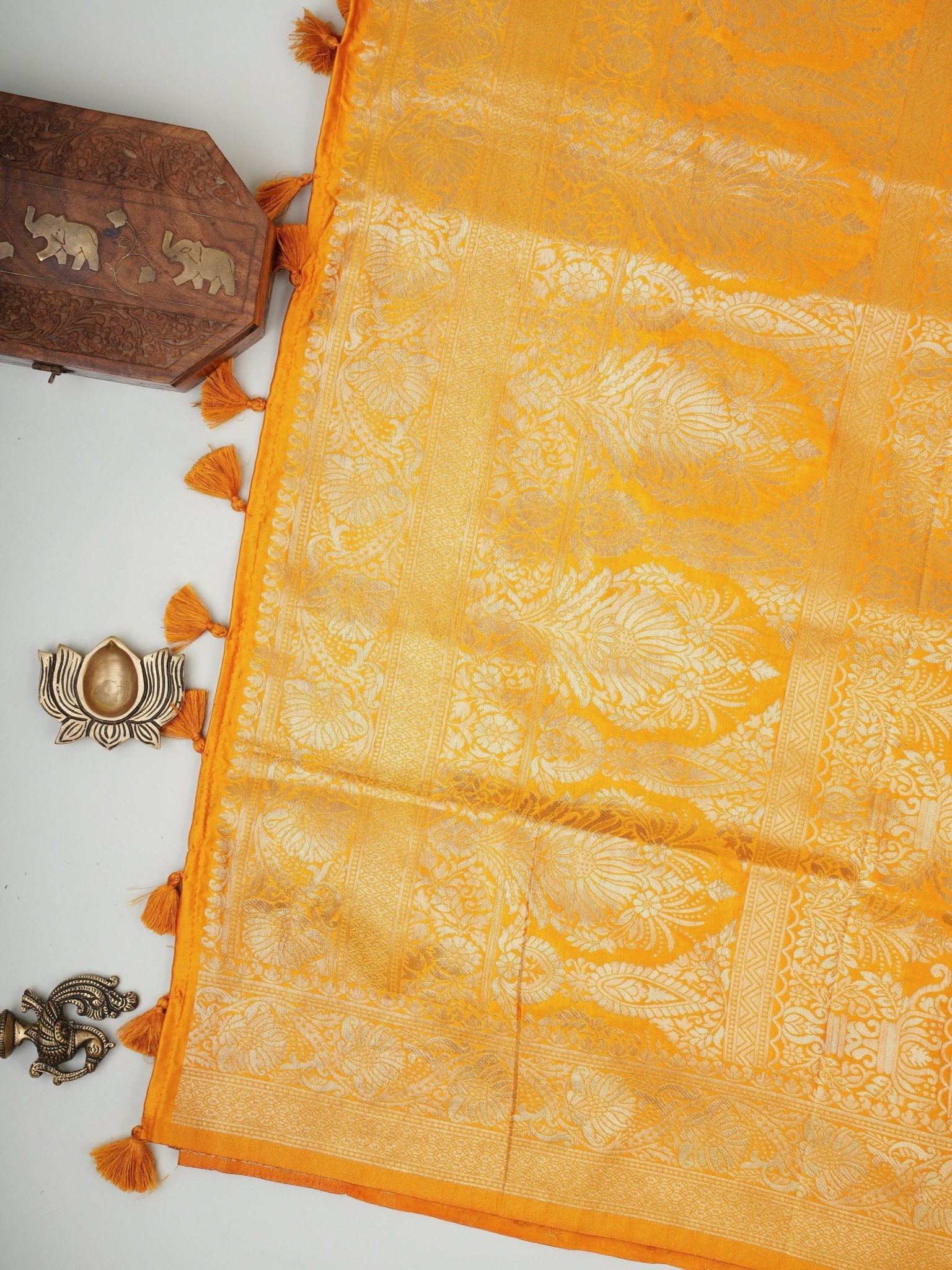 Mushru Mustard Semi Mushru Manoranjitham Weaves - Handloom Store