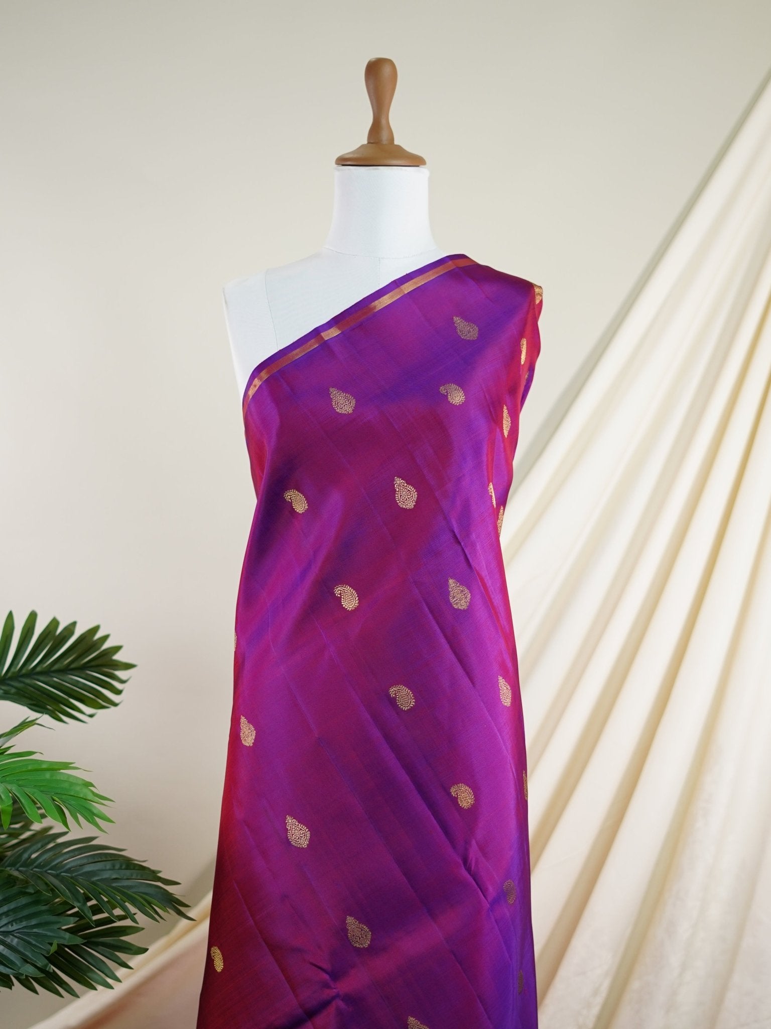 Kanchipuram Silk Purple 100% Pure Silk  - Manoranjitham Weaves - Handloom Store