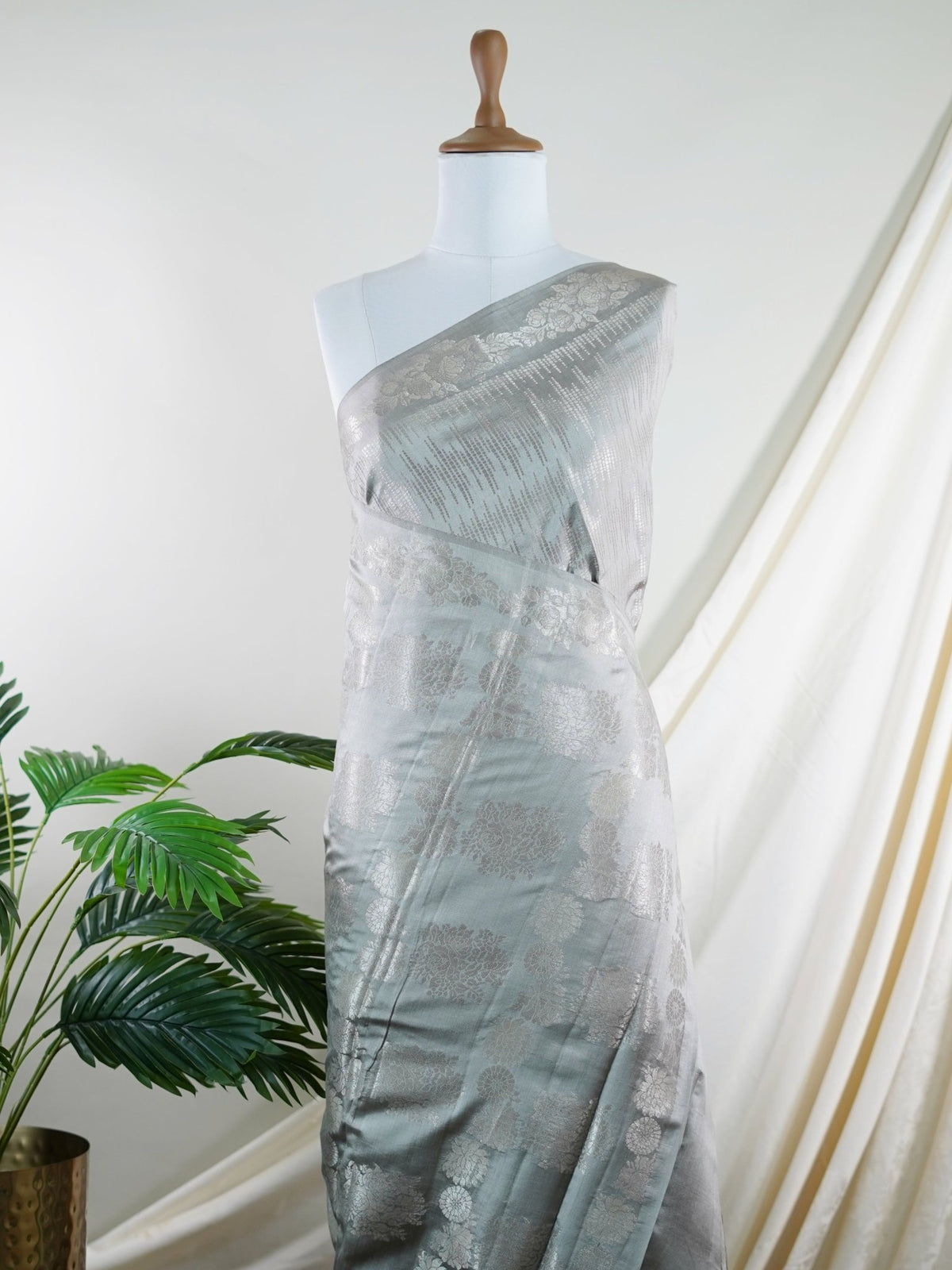 Katan Grey 100% Pure Katan Silk - Manoranjitham Weaves - Handloom Store