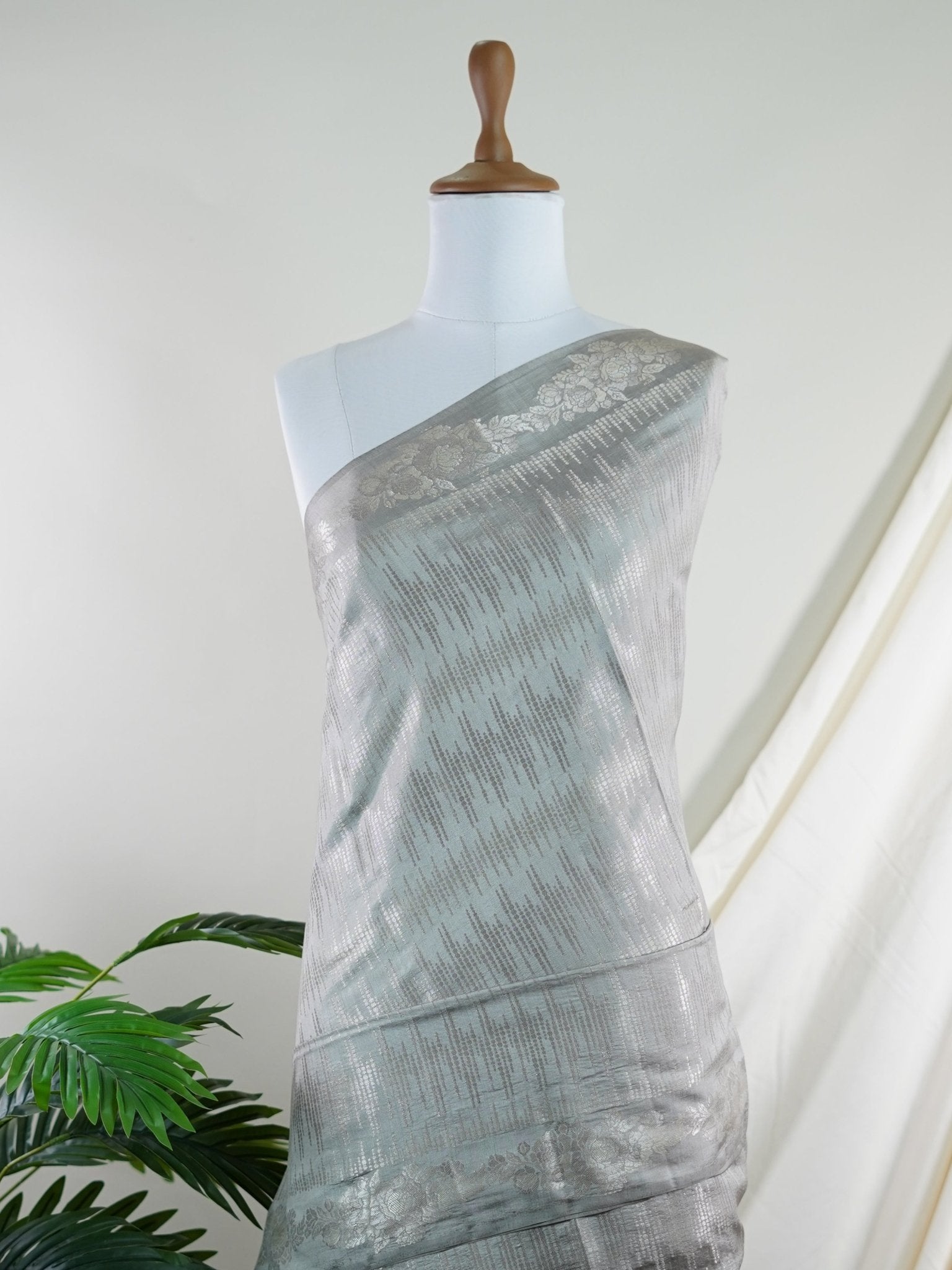 Katan Grey 100% Pure Katan Silk - Manoranjitham Weaves - Handloom Store