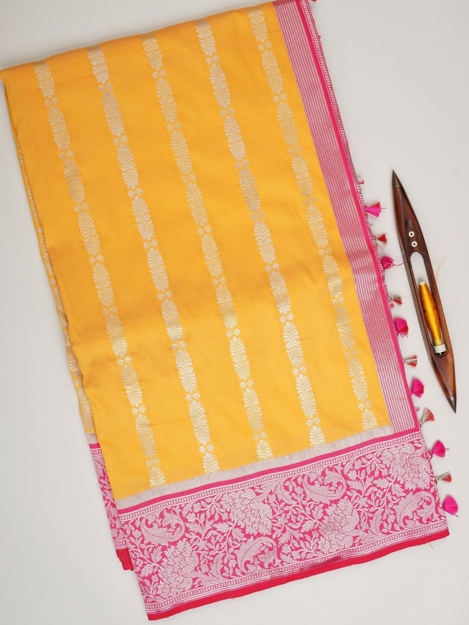 Katan Yellow Katan Semi Silk Manoranjitham Weaves - Handloom Store