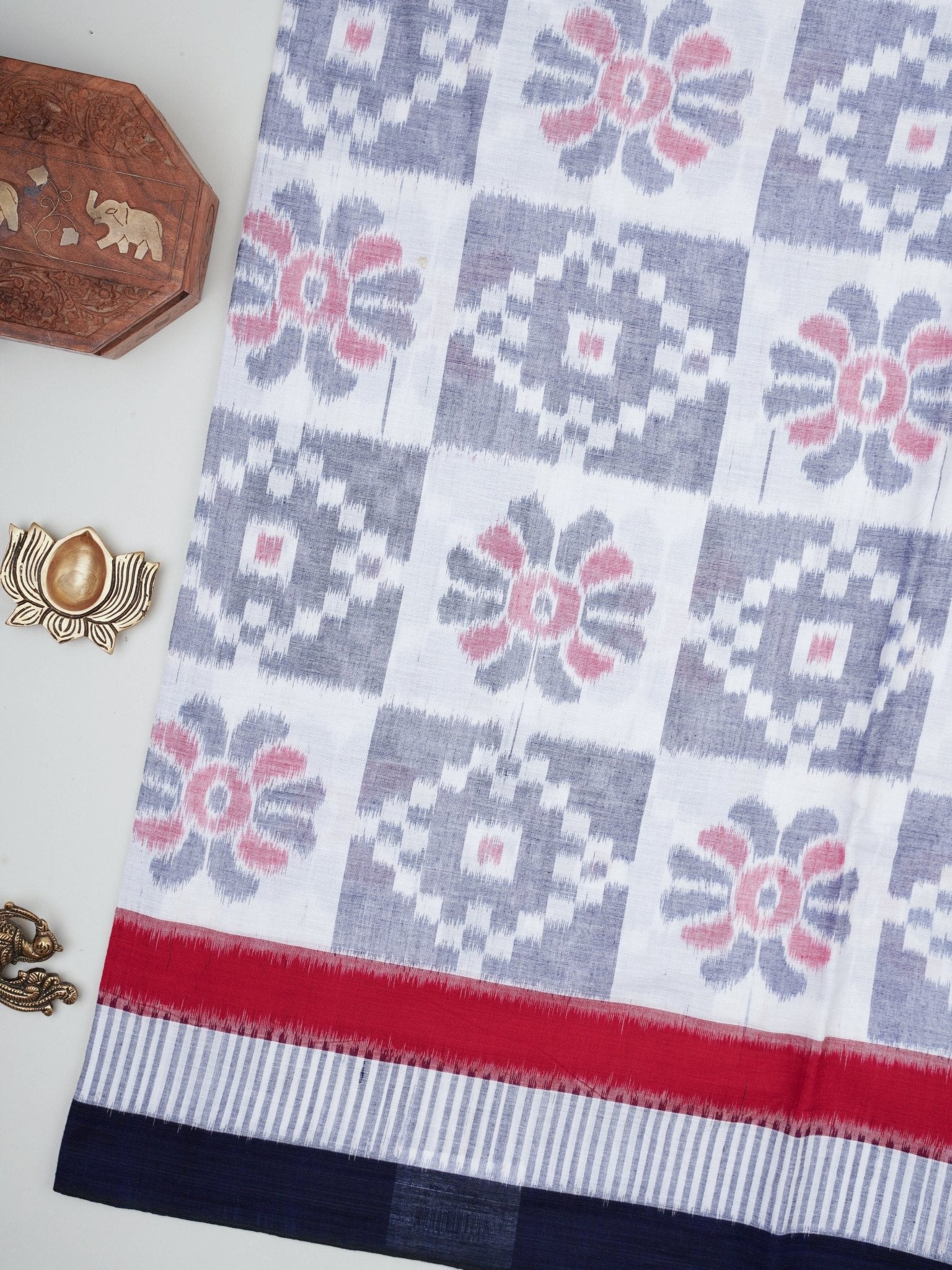 Handspun Cotton White 100% Pure Cotton Manoranjitham Weaves - Handloom Store