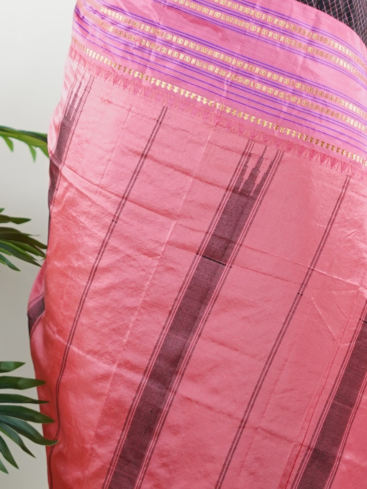 Parameshwari - Manoranjitham