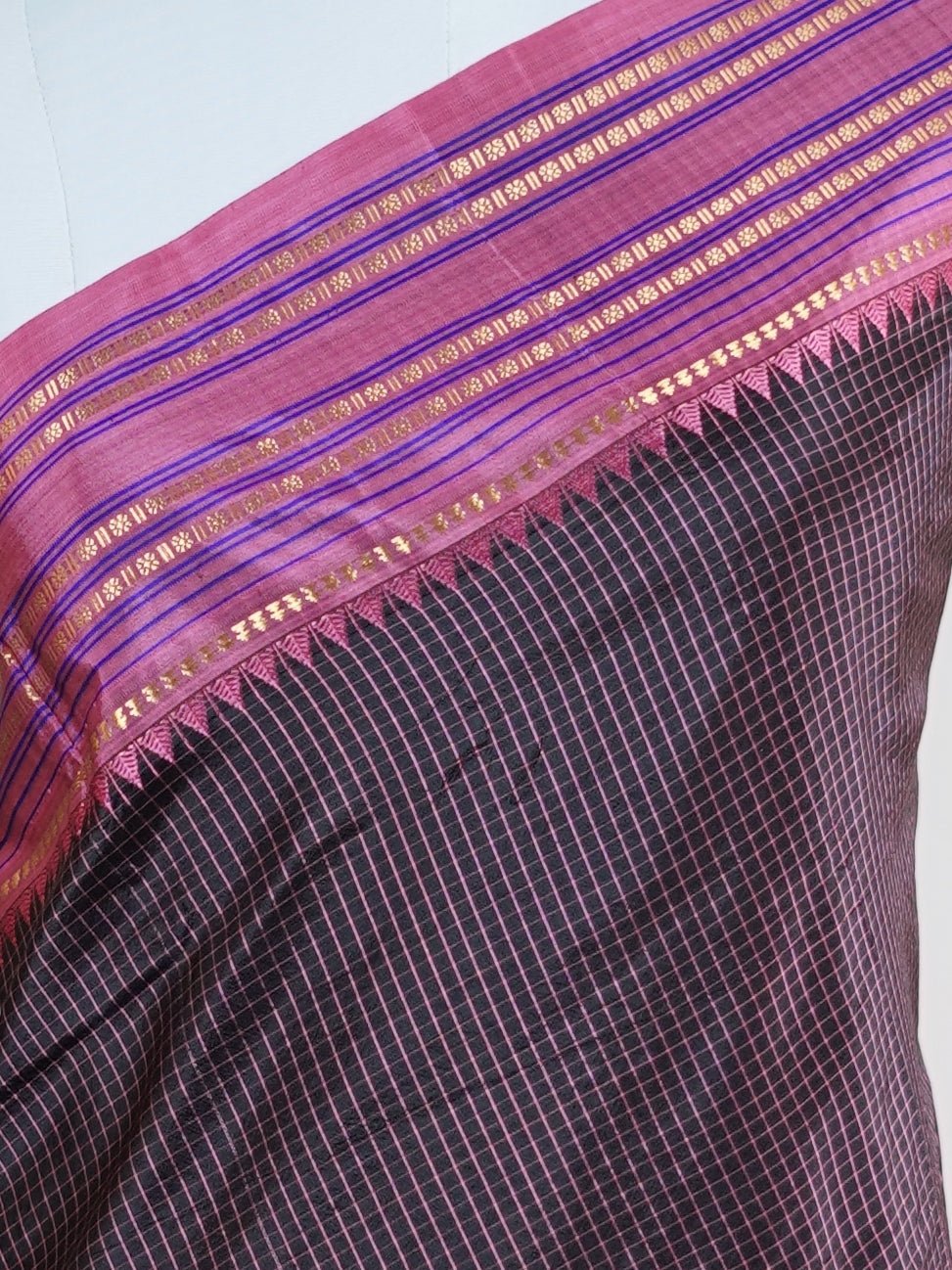 Parameshwari - Manoranjitham