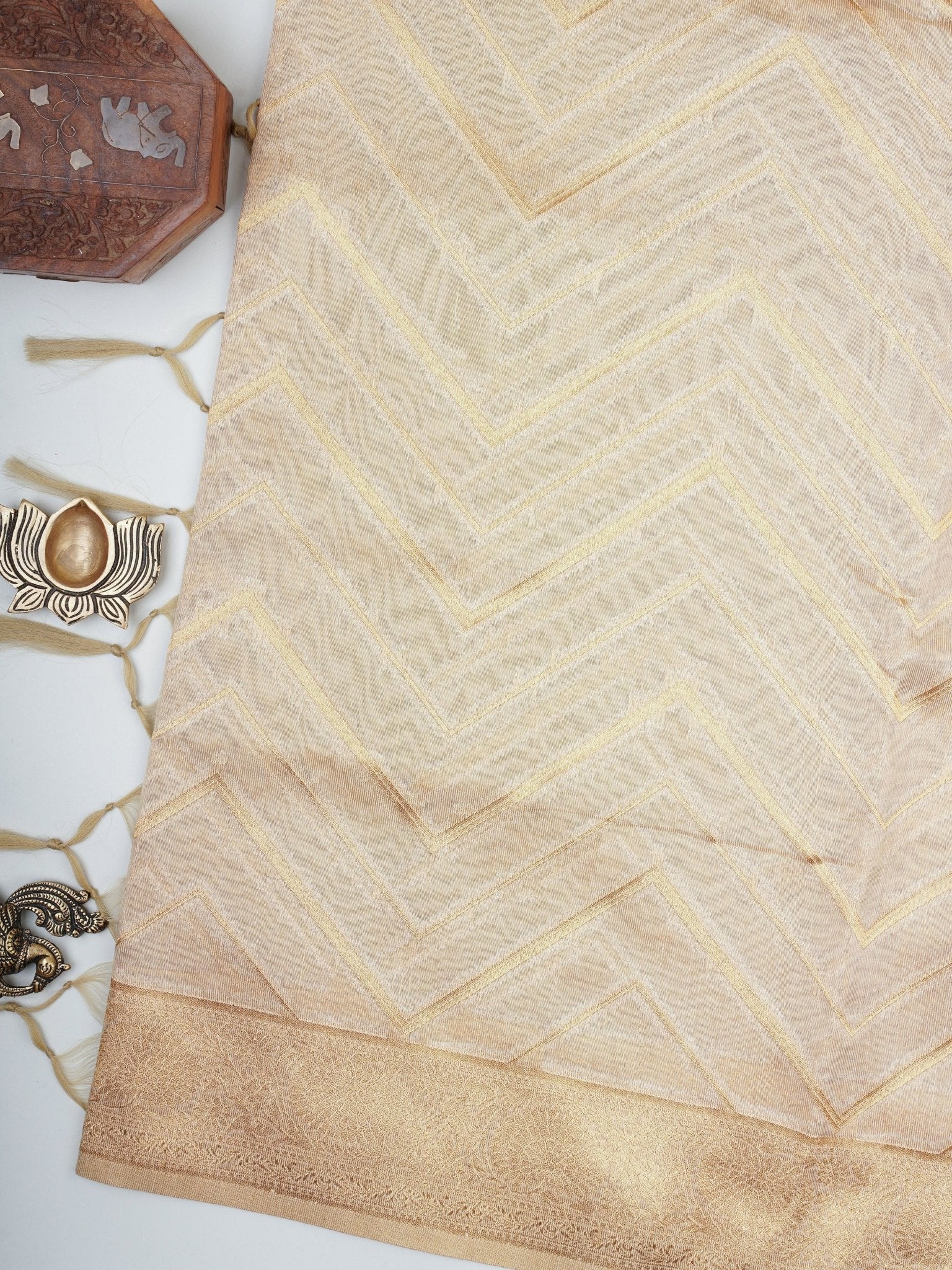 tissue Gold Kora Semi Tissue - Manoranjitham Weaves - Handloom Store