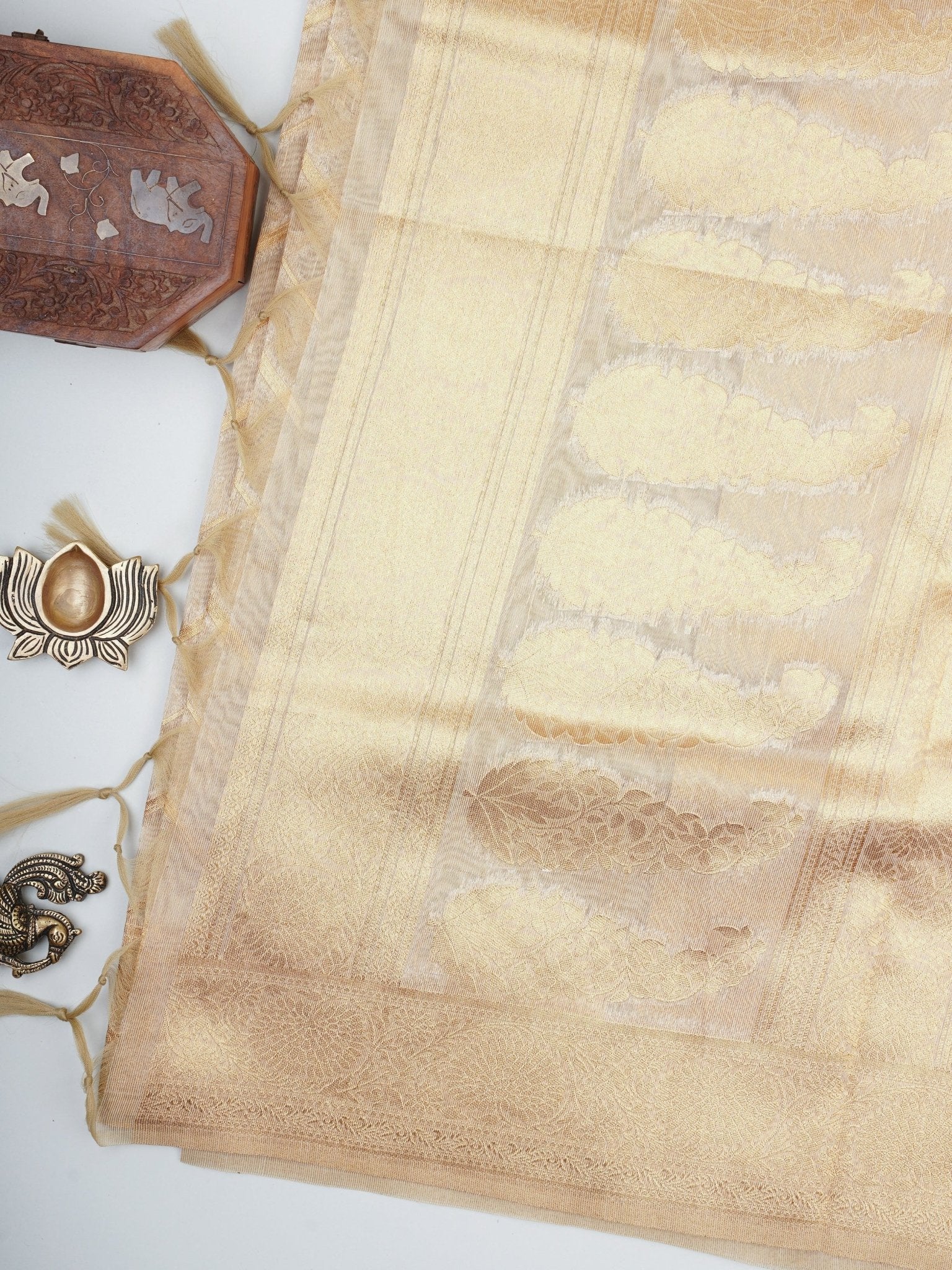 tissue Gold Kora Semi Tissue - Manoranjitham Weaves - Handloom Store