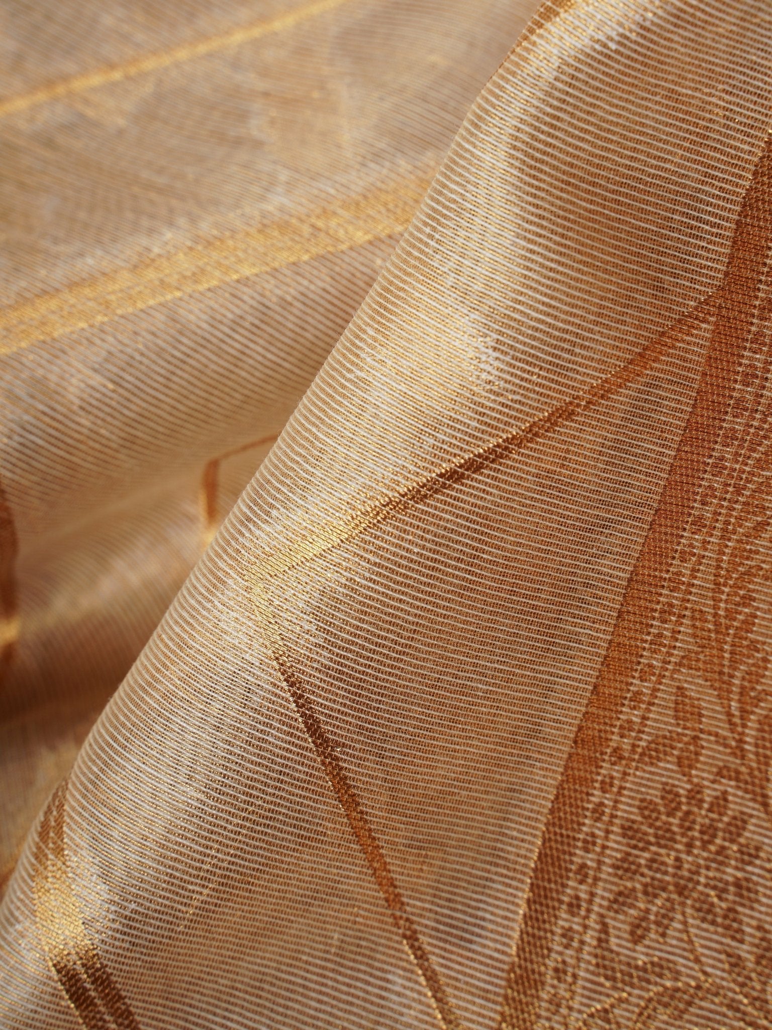 tissue Gold Kora Semi Tissue - Manoranjitham Weaves - Handloom Store