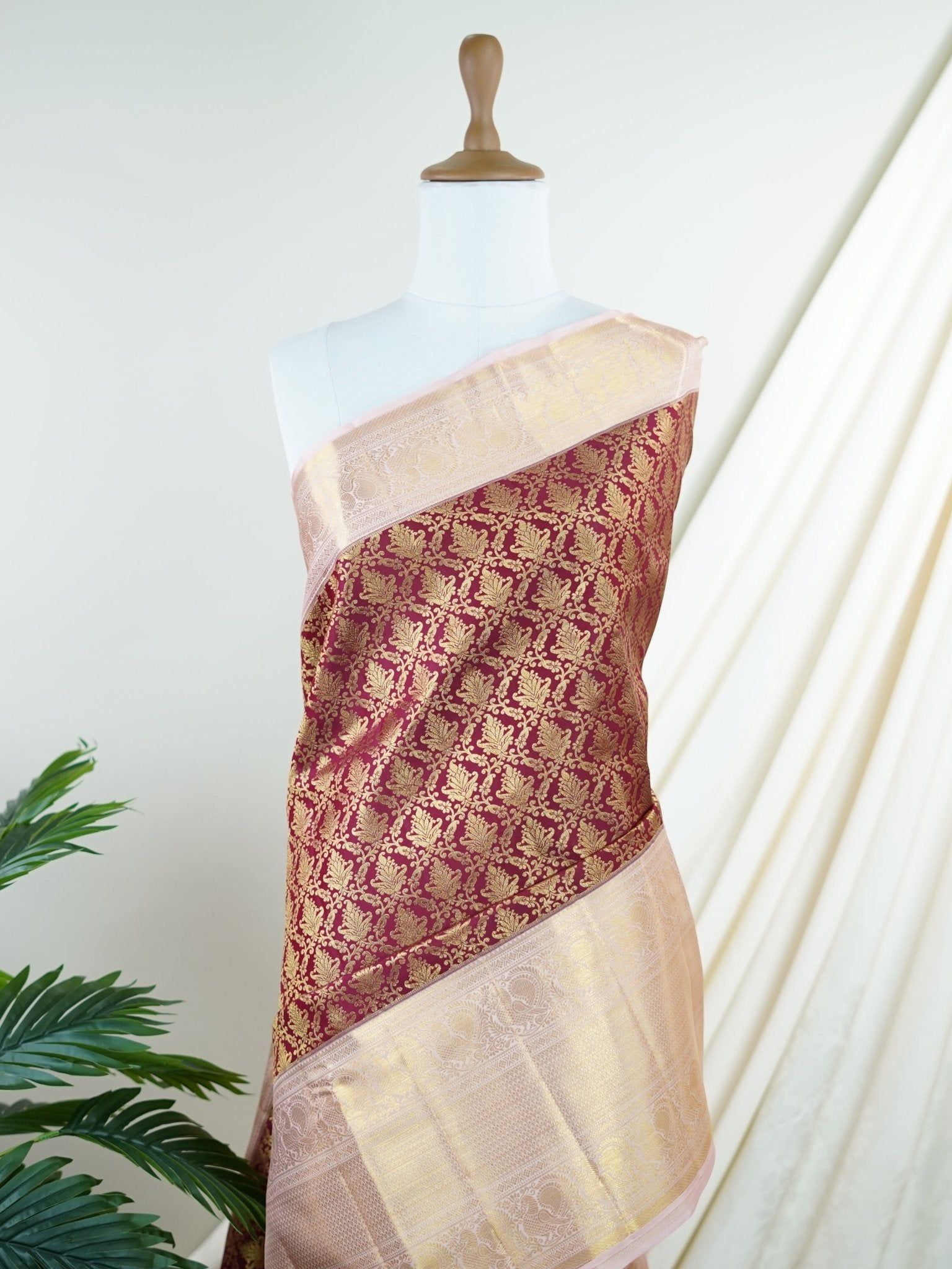 Kanchipuram Silk  100% Pure Silk  - Manoranjitham Weaves - Handloom Store