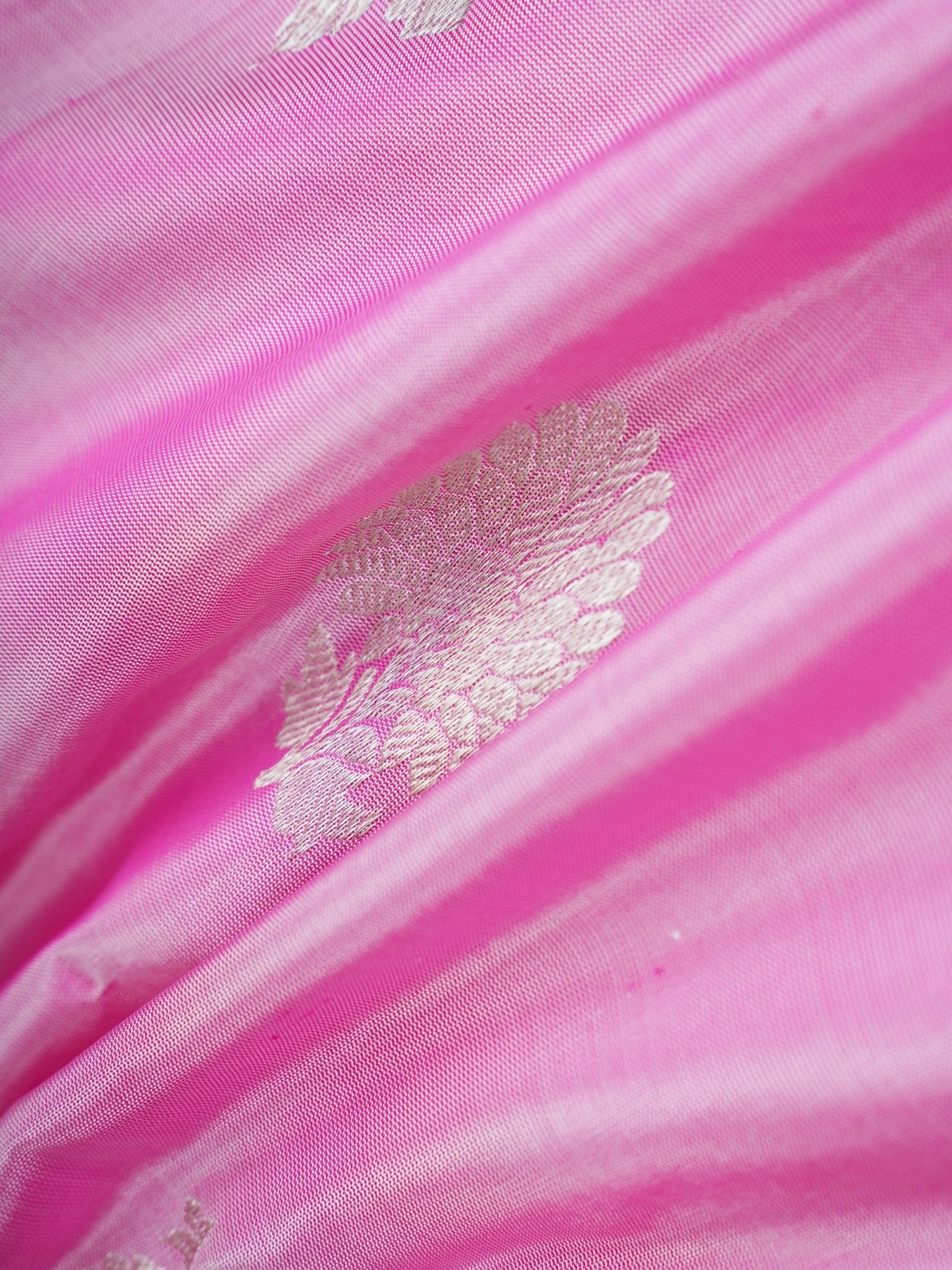 Venkatagiri Silk Pink 100% Pure Silk  - Manoranjitham Weaves - Handloom Store
