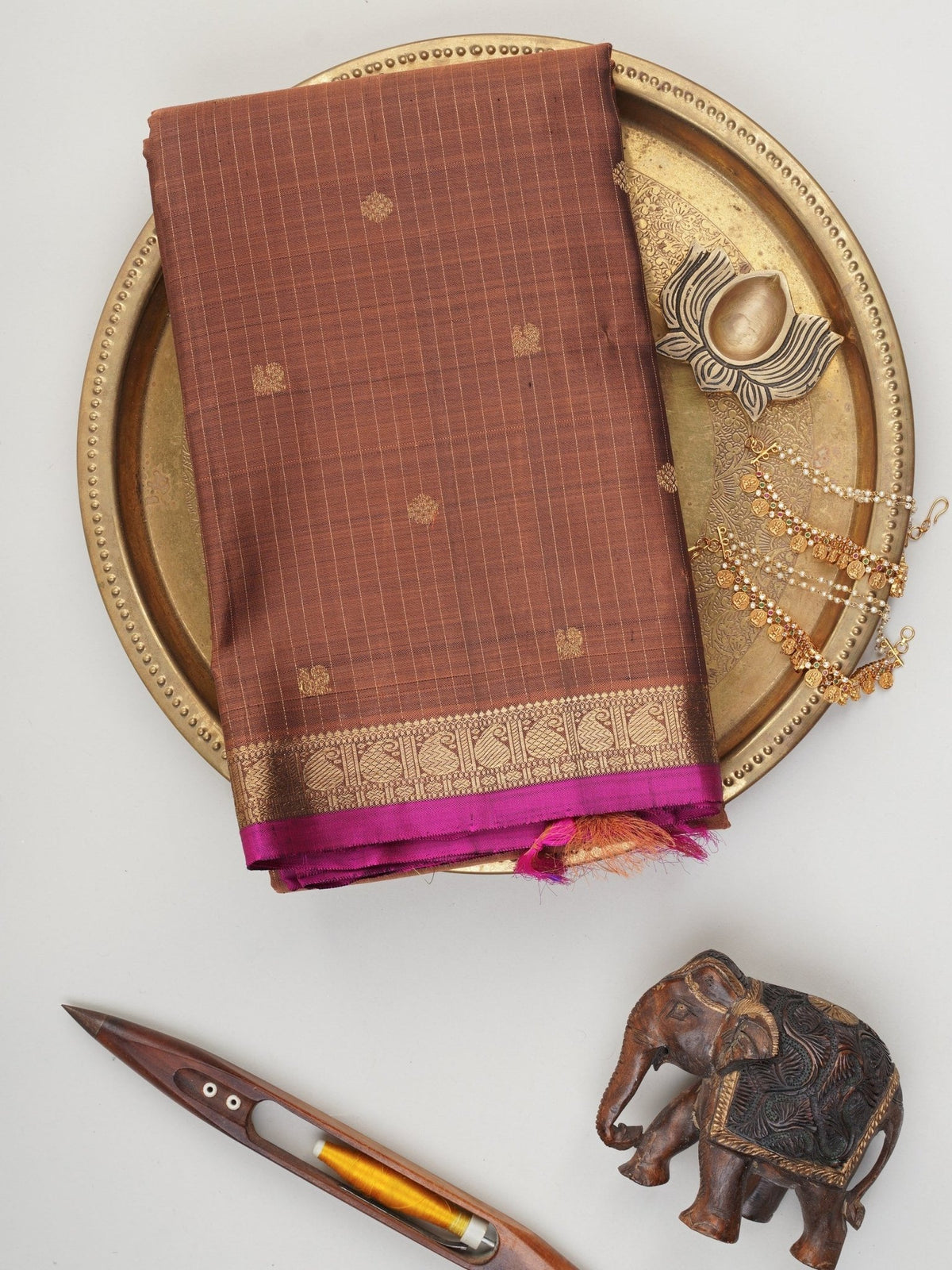 Kanchipuram Silk Brown 100% Pure Silk  Manoranjitham Weaves - Handloom Store