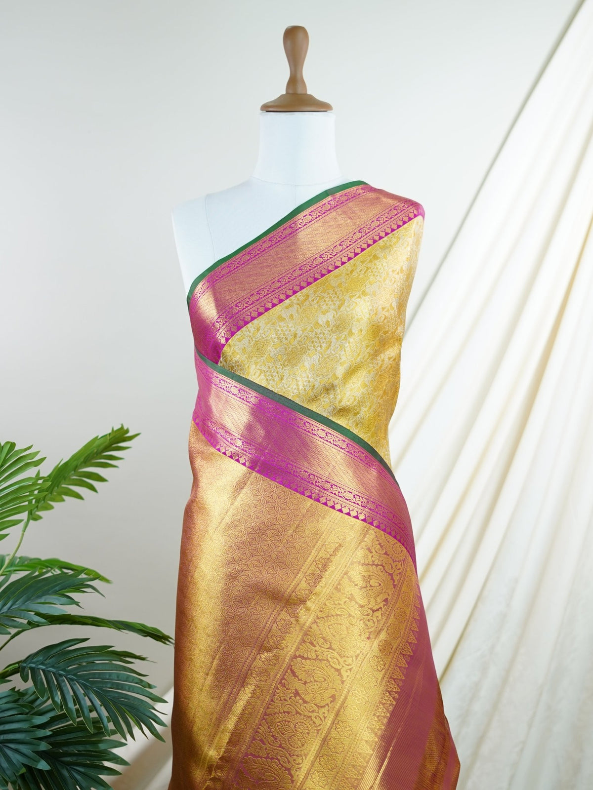 Kanchipuram Silk  100% Pure Silk  - Manoranjitham Weaves - Handloom Store