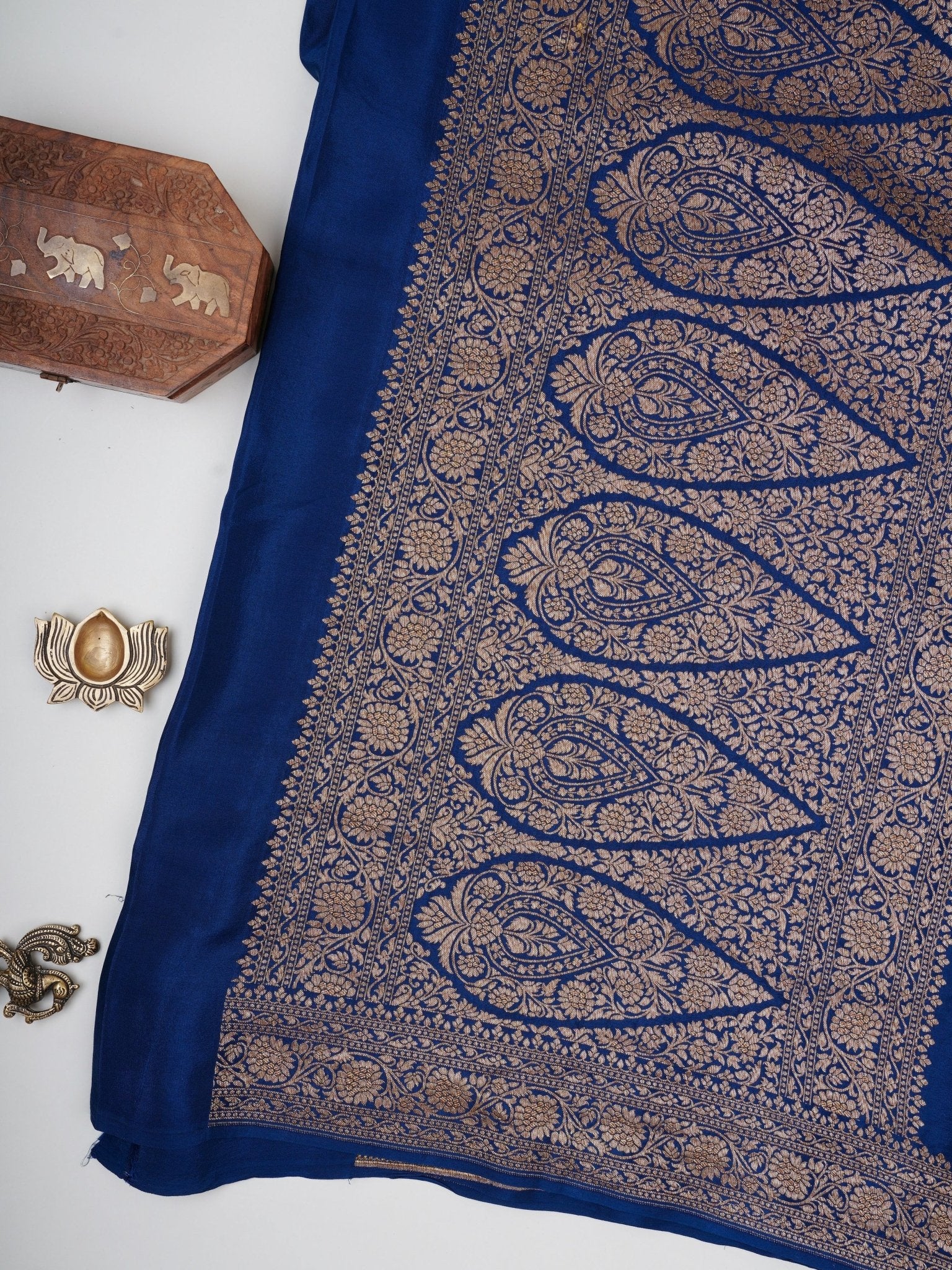 Crepe Peacock Blue 100% Pure Crepe - Manoranjitham Weaves - Handloom Store