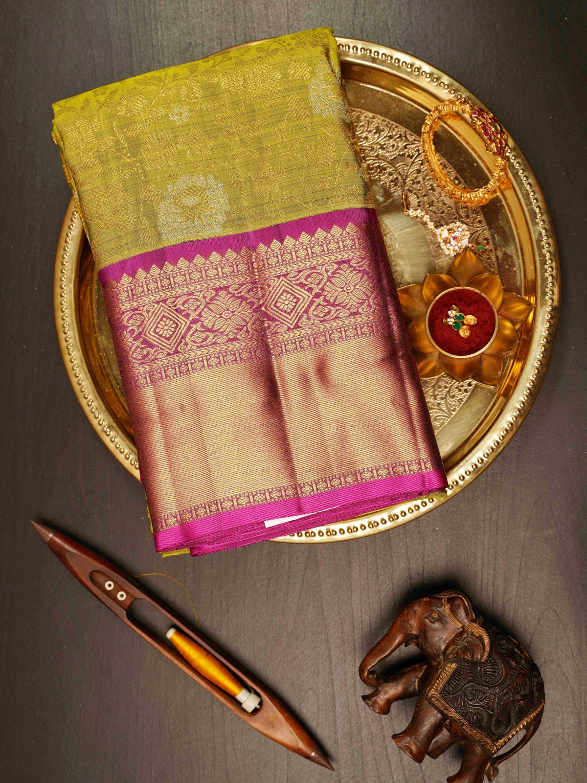 Kanchipuram Silk Olive Green 100% Pure Silk  Manoranjitham Weaves - Handloom Store