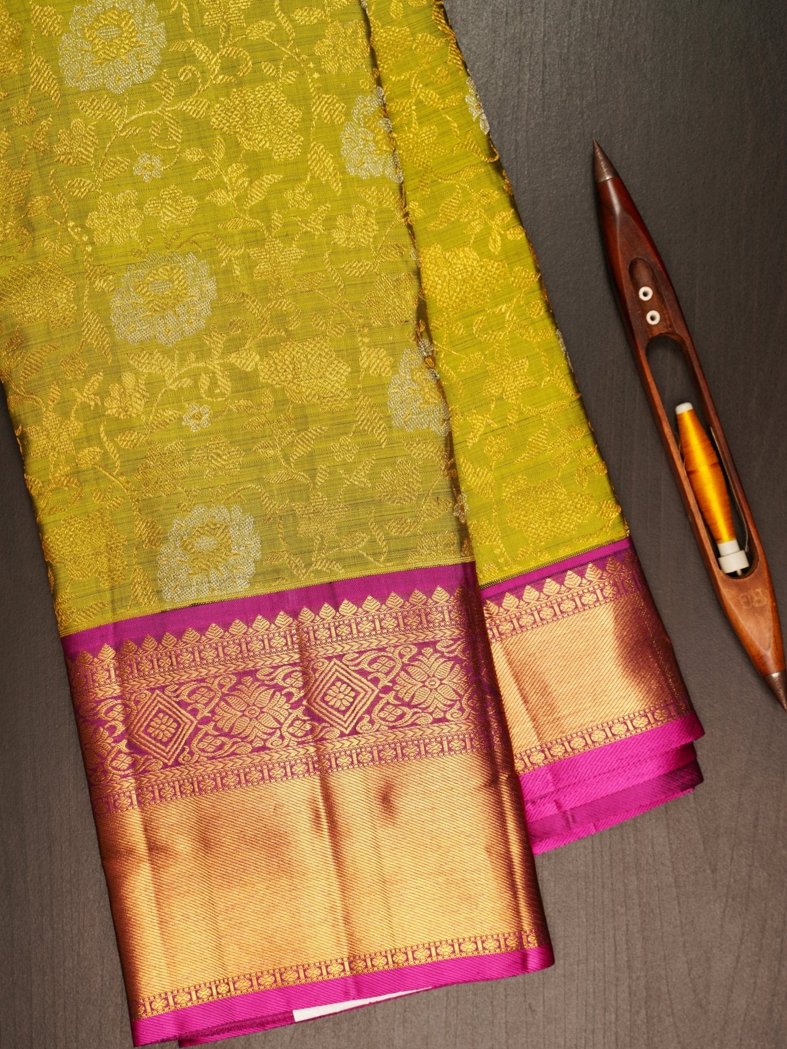 Kanchipuram Silk Olive Green 100% Pure Silk  Manoranjitham Weaves - Handloom Store