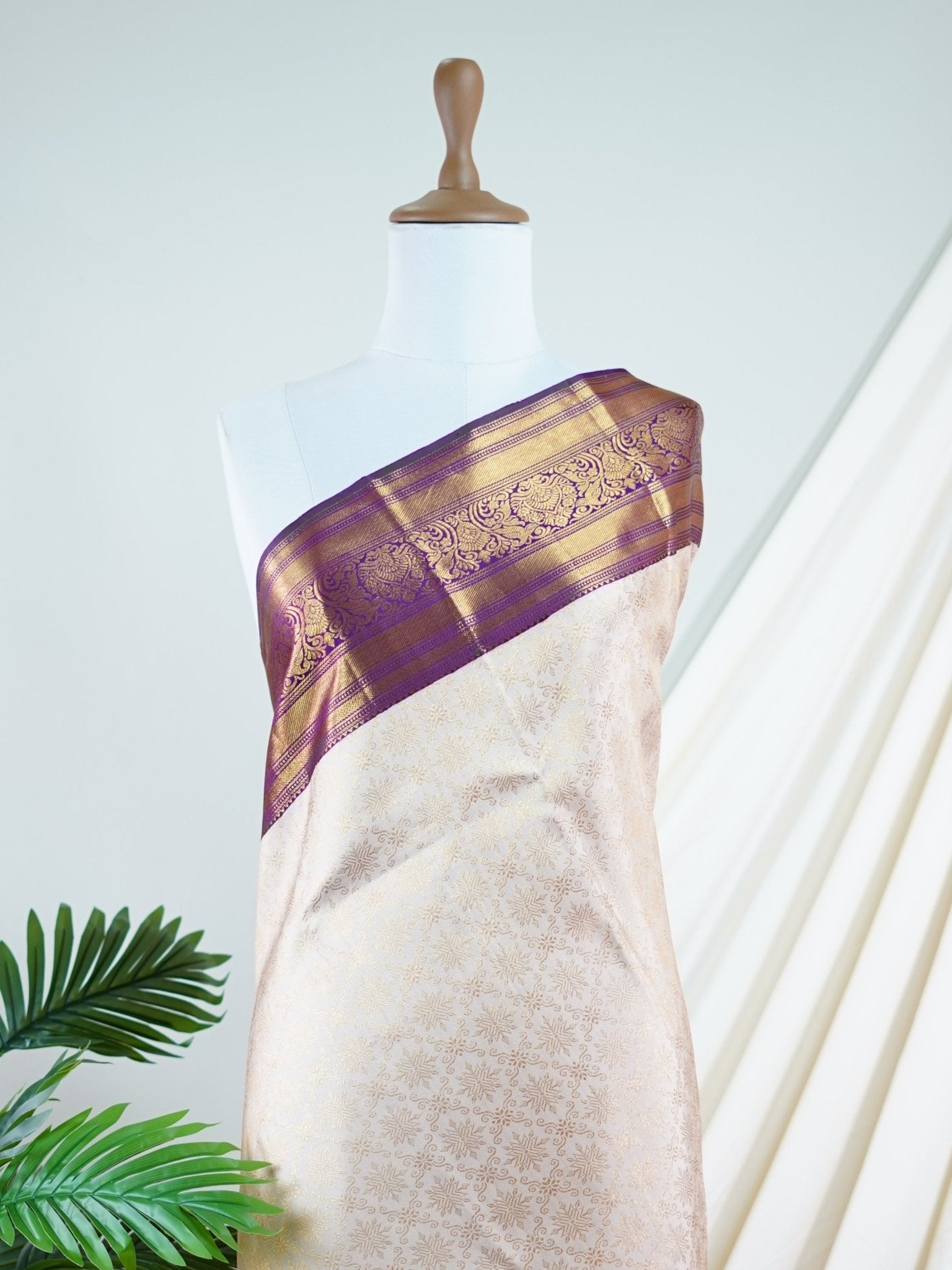 Kanchipuram Silk Pastal Peach 100% Pure Silk  - Manoranjitham Weaves - Handloom Store