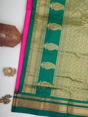 Narayanpet  100% Pure Silk  Manoranjitham Weaves - Handloom Store