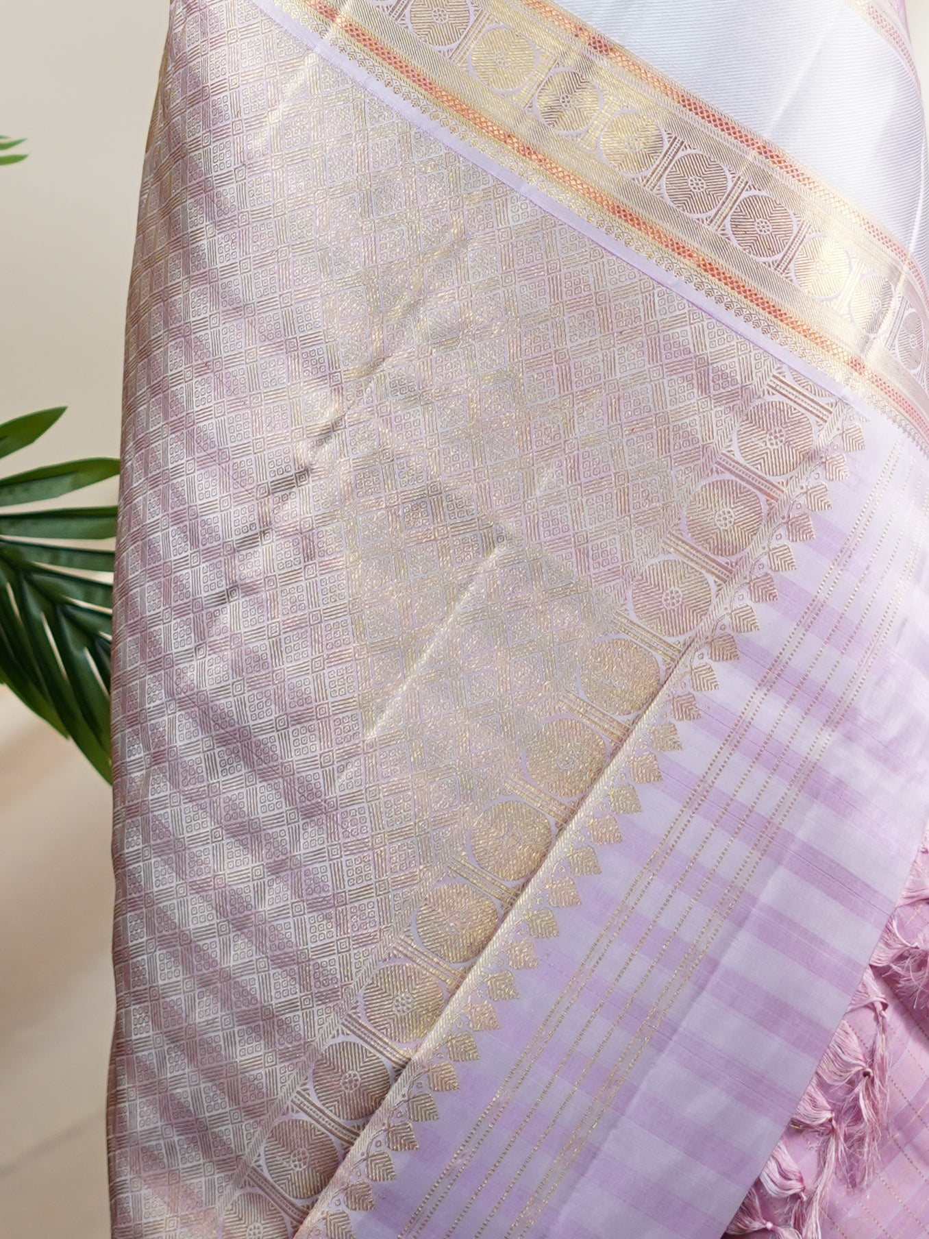 Kanchipuram Silk Lavander 100% Pure Silk  - Manoranjitham Weaves - Handloom Store