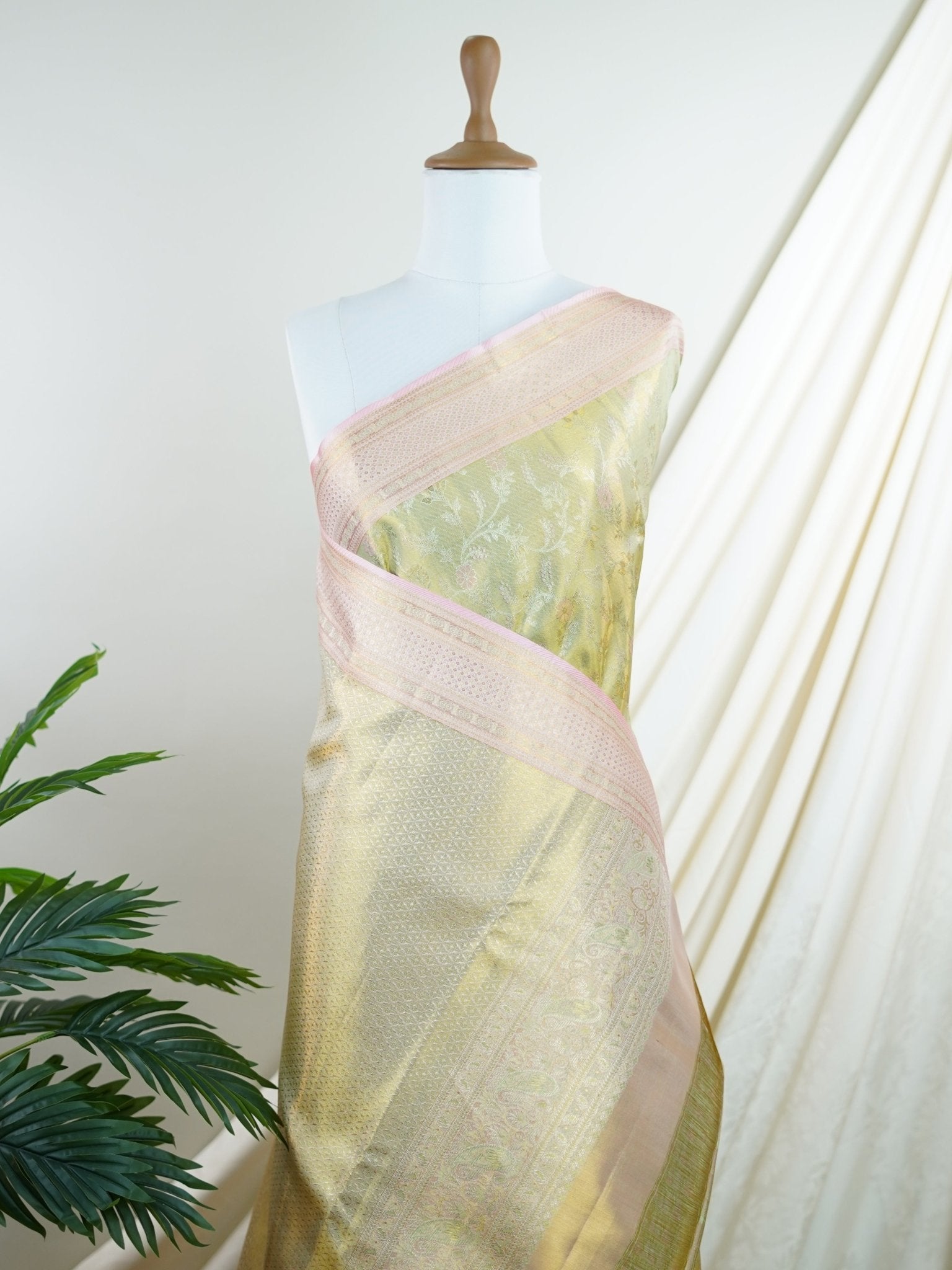 Kanchipuram Silk  100% Pure Silk  - Manoranjitham Weaves - Handloom Store