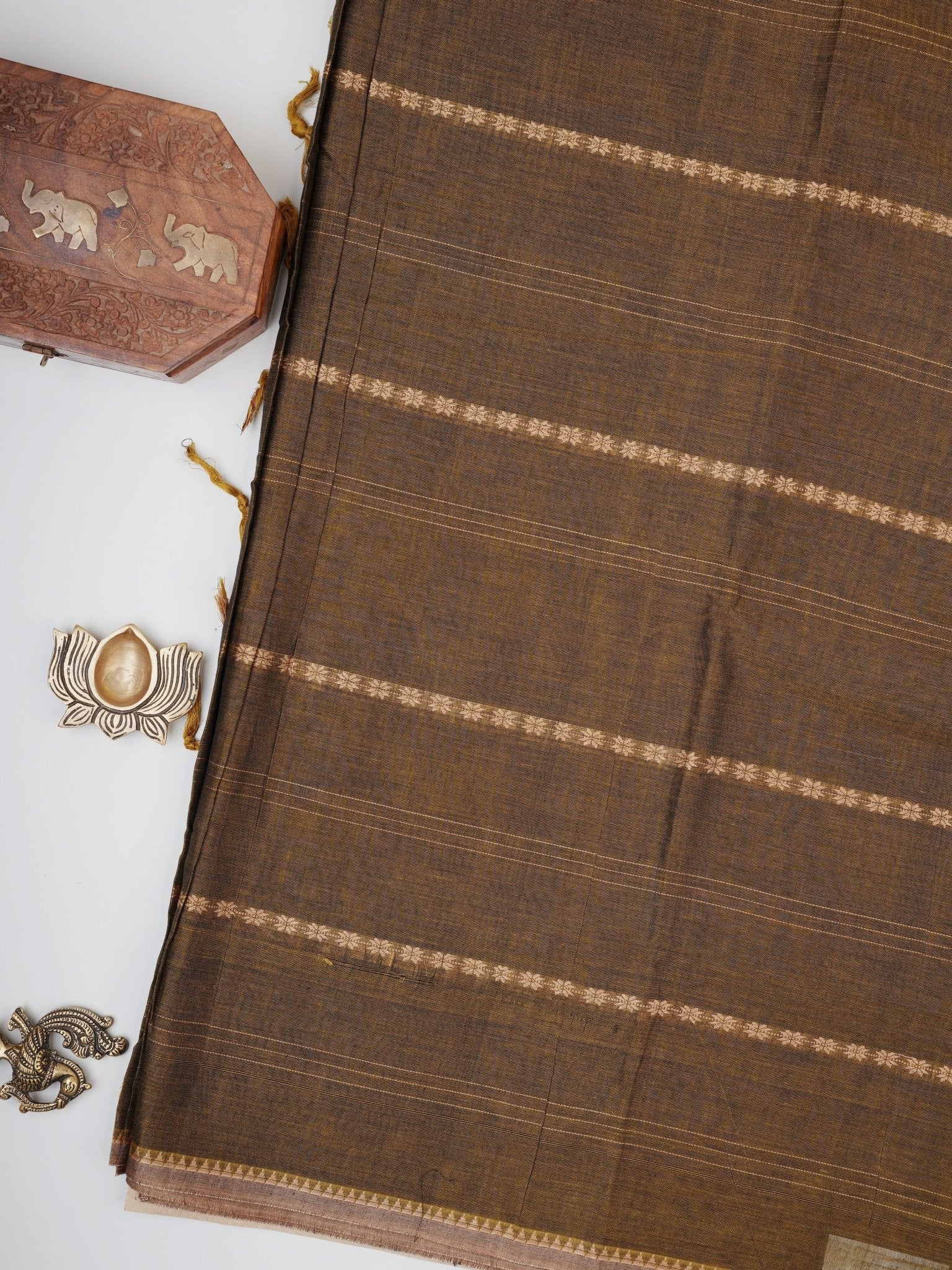 Narayanpet  100% Handspun Cotton - Manoranjitham Weaves - Handloom Store