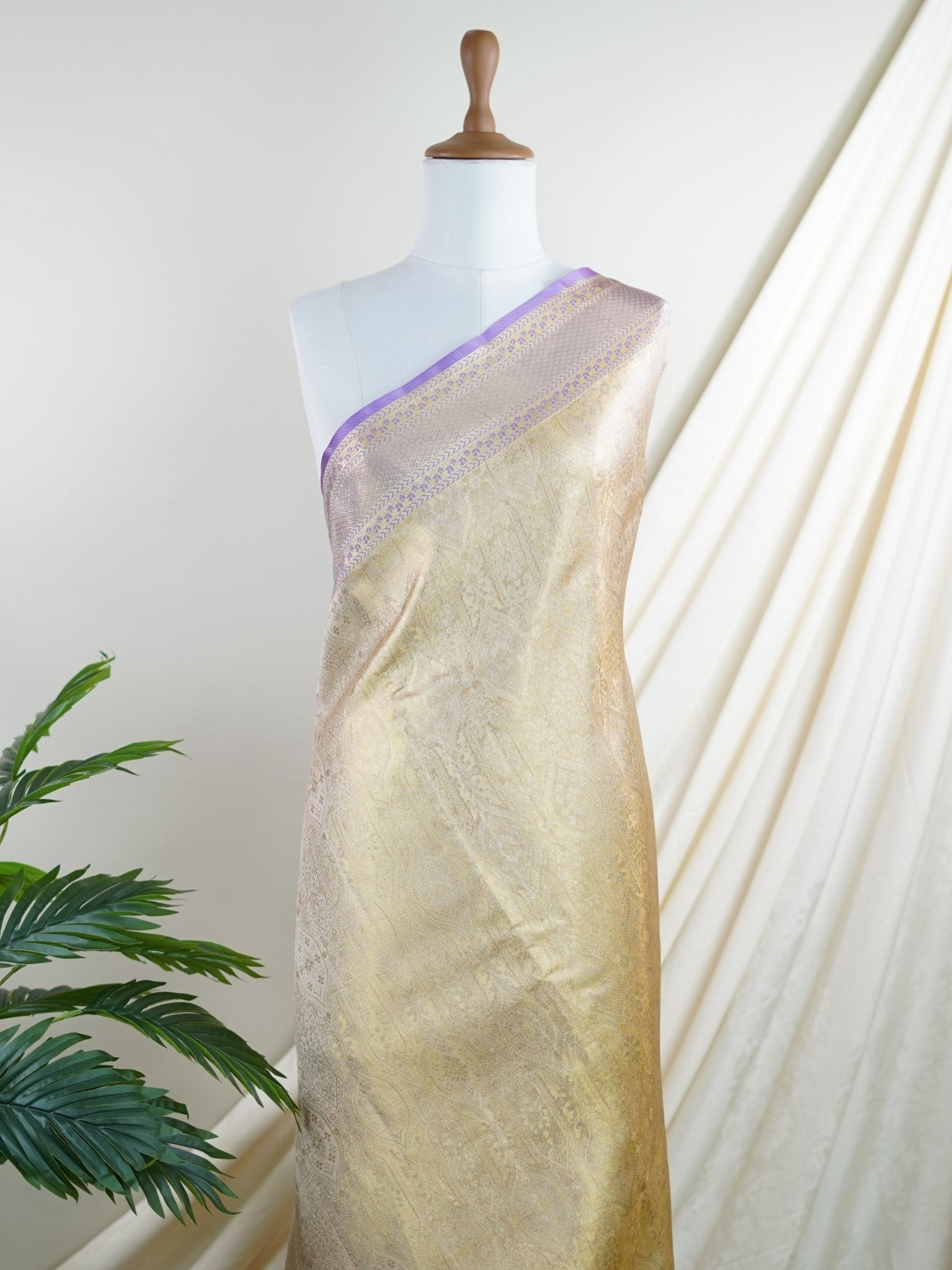 Kanchipuram Silk  100% Pure Silk  - Manoranjitham Weaves - Handloom Store
