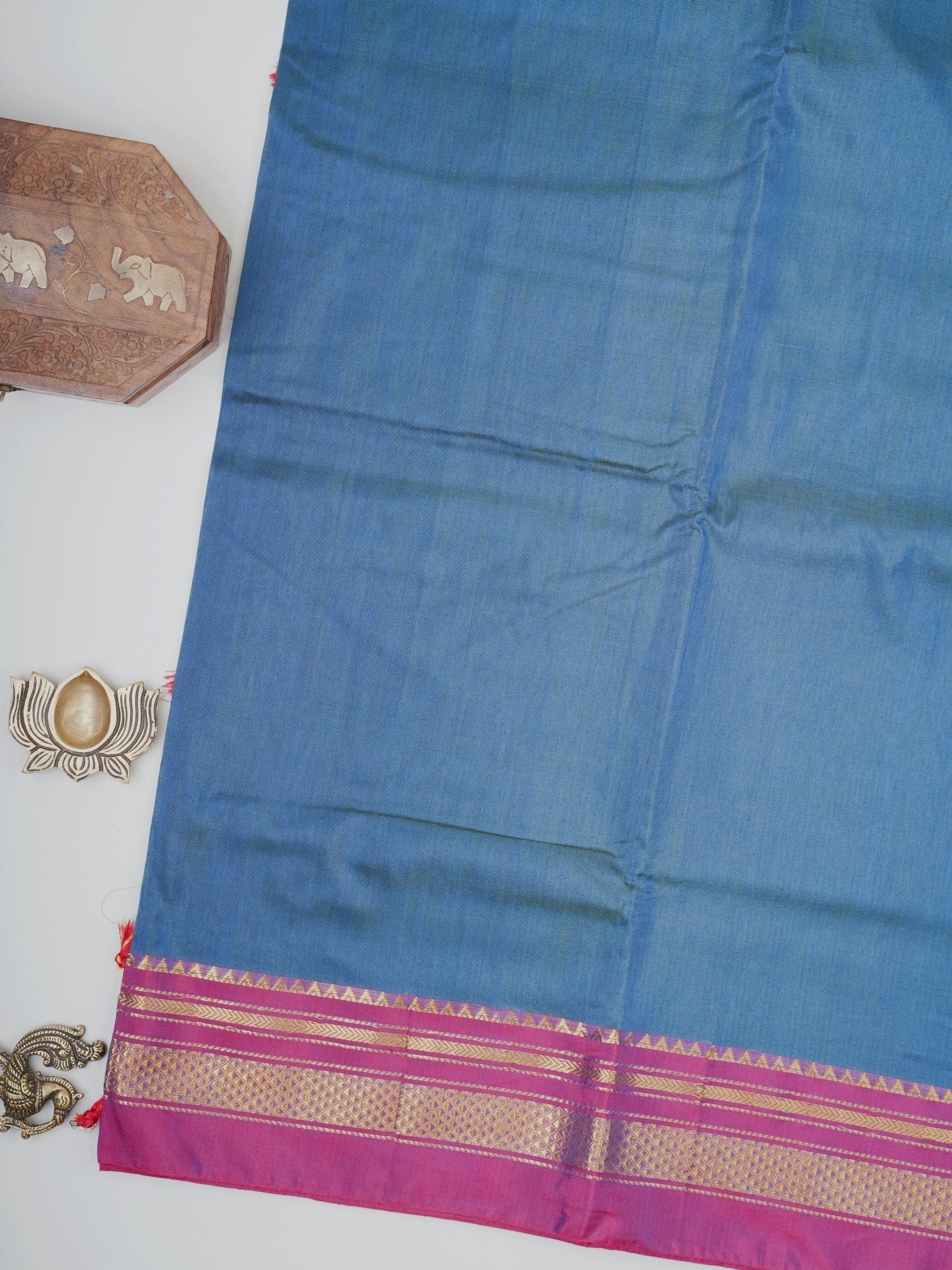 Narayanpet  100% Handspun Cotton - Manoranjitham Weaves - Handloom Store