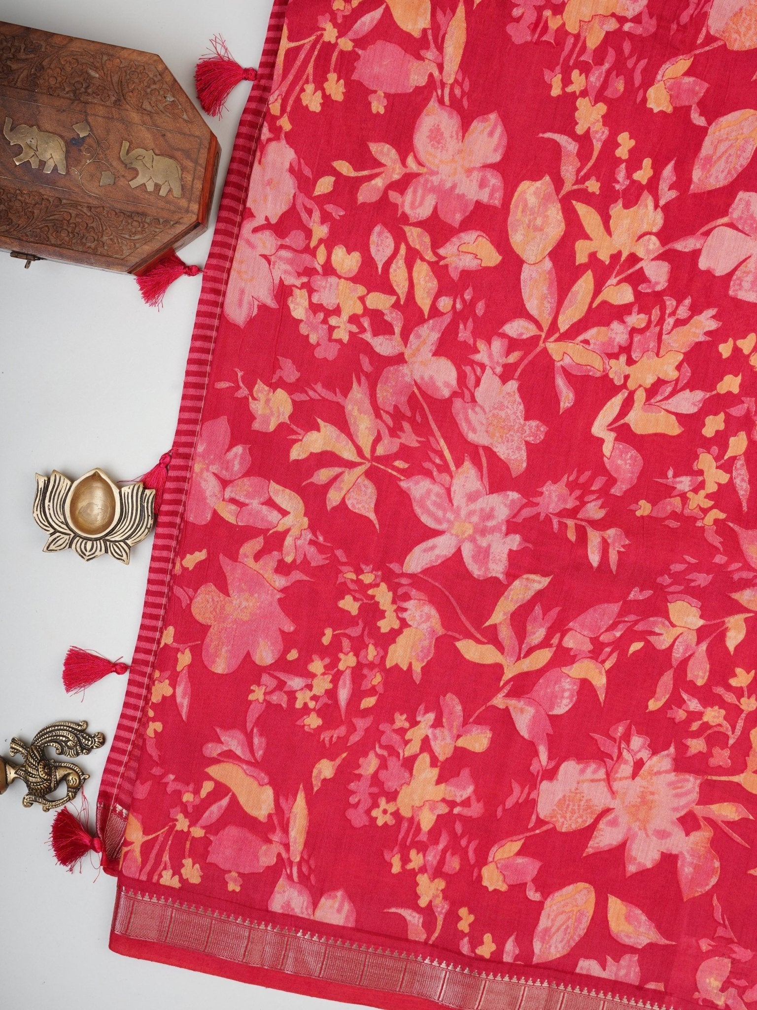 Satin Crimson Silk Cotton  Manoranjitham Weaves - Handloom Store