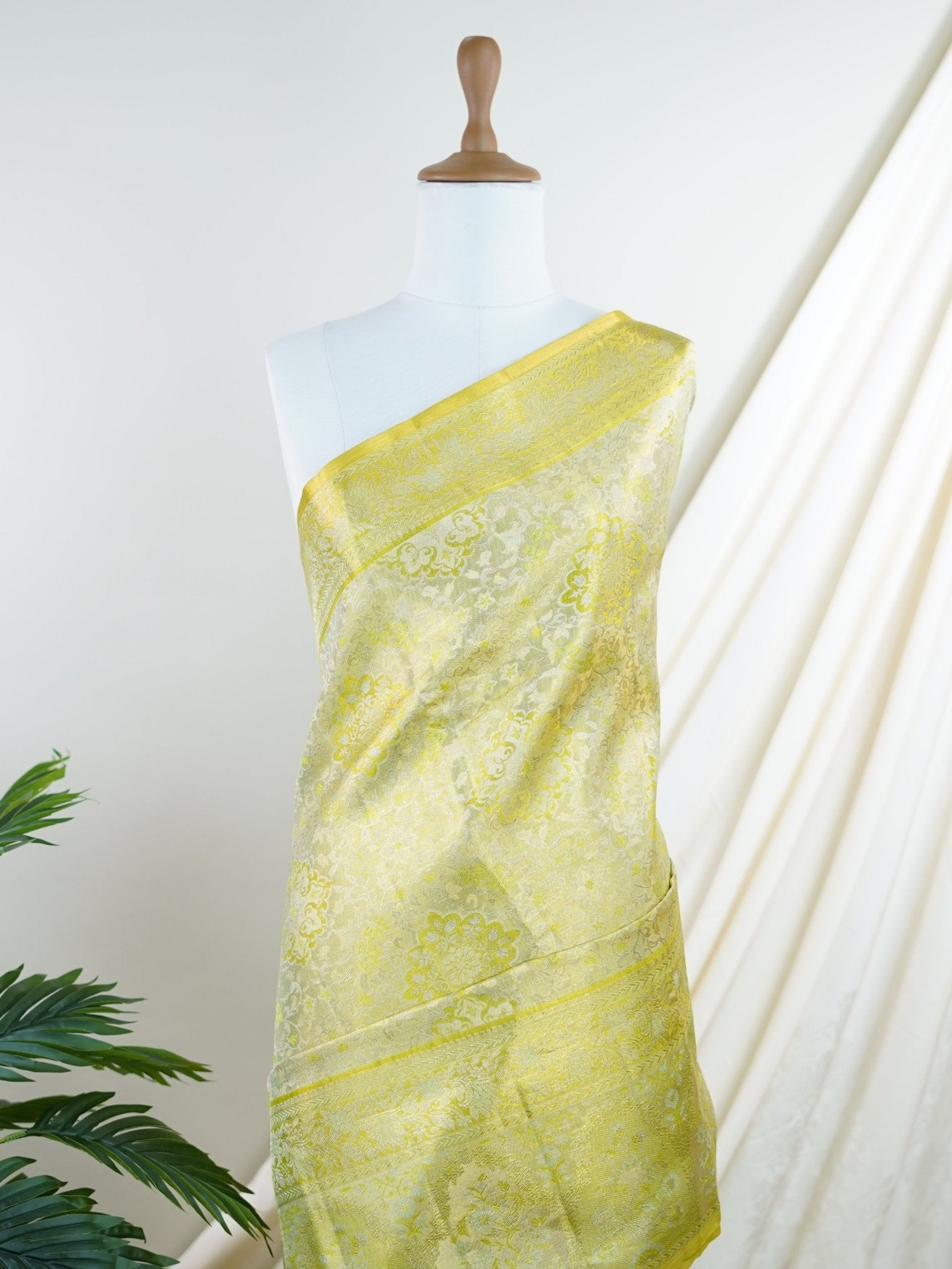 Kanchipuram Silk  100% Pure Silk  - Manoranjitham Weaves - Handloom Store