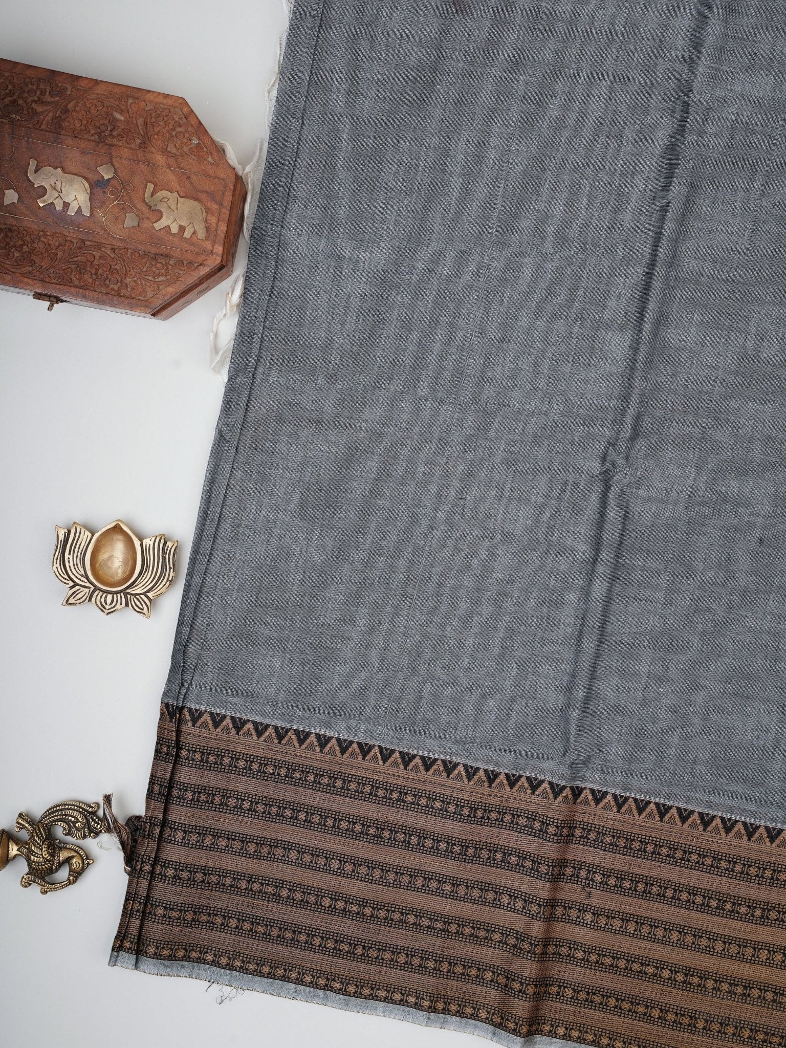 Narayanpet  100% Handspun Cotton - Manoranjitham Weaves - Handloom Store