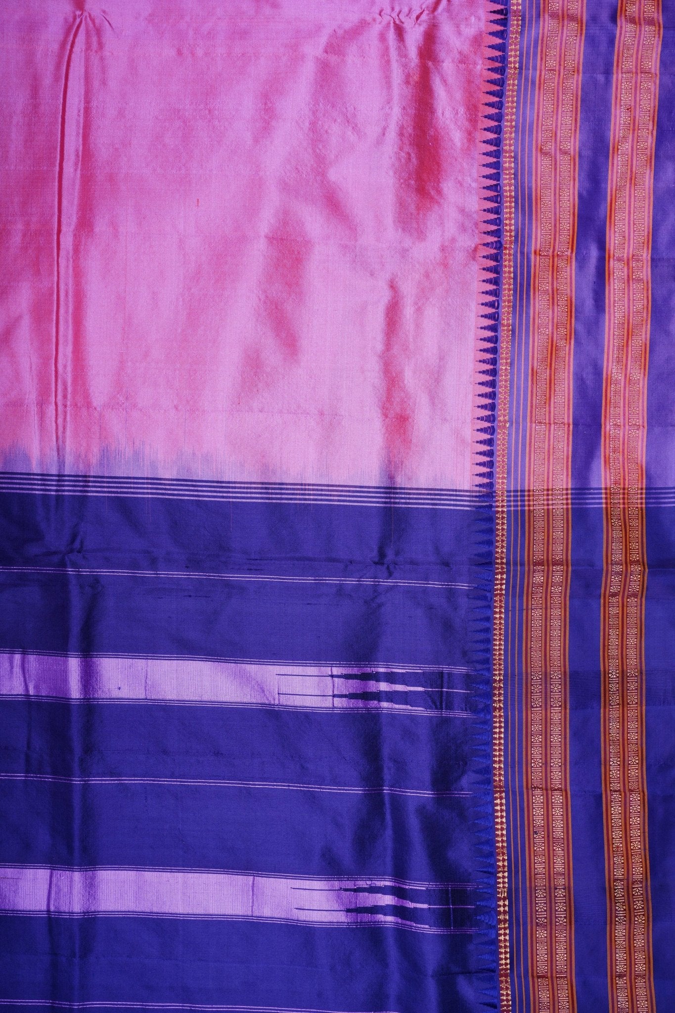 Narayanpet Lavender 100% Pure Silk  Manoranjitham Weaves - Handloom Store