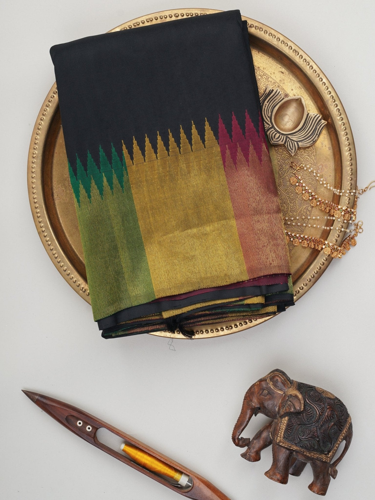 Kanchipuram Silk  100% Pure Silk  Manoranjitham Weaves - Handloom Store