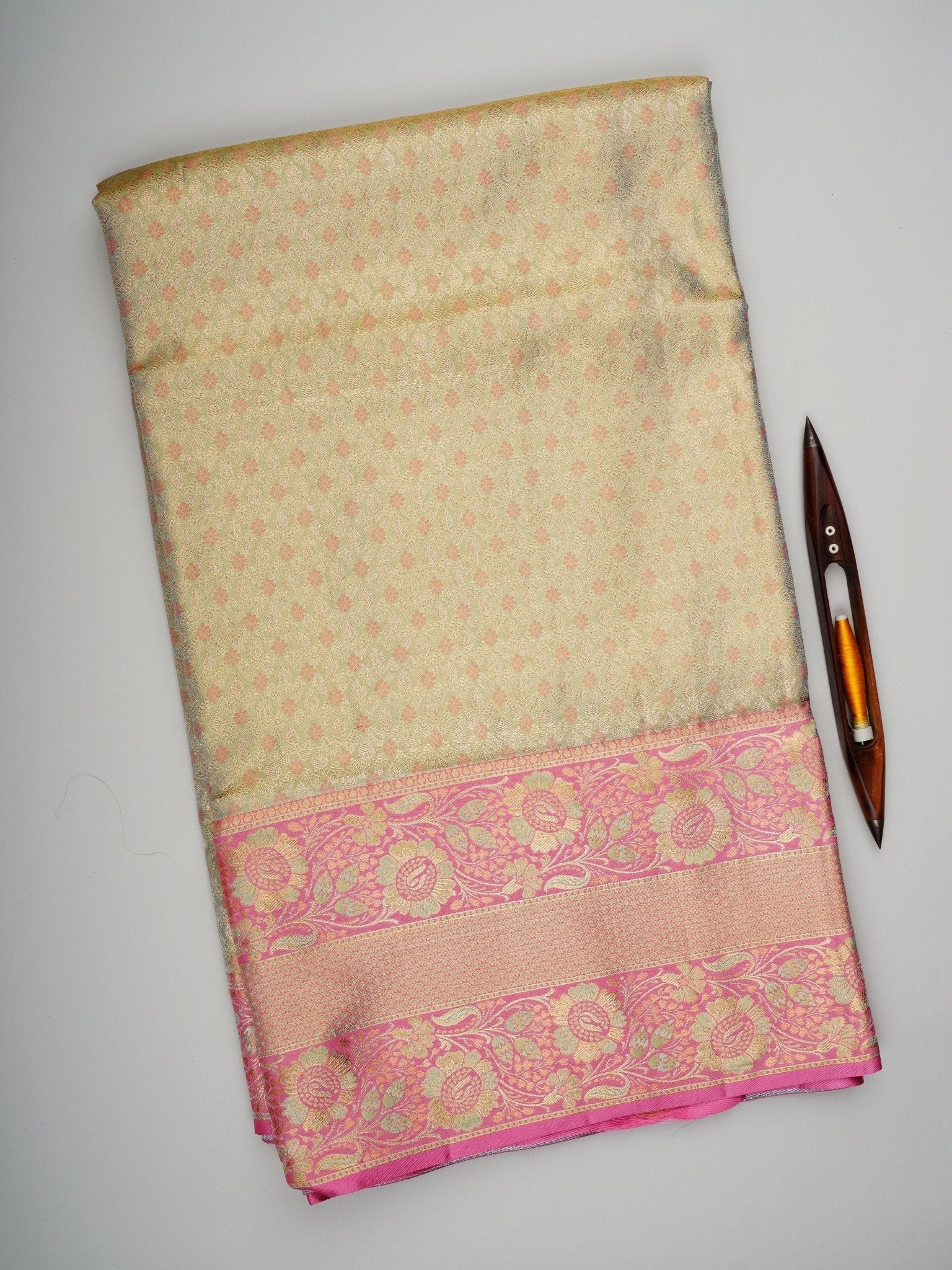 Kanchipuram Silk Peach 100% Pure Silk  Manoranjitham Weaves - Handloom Store