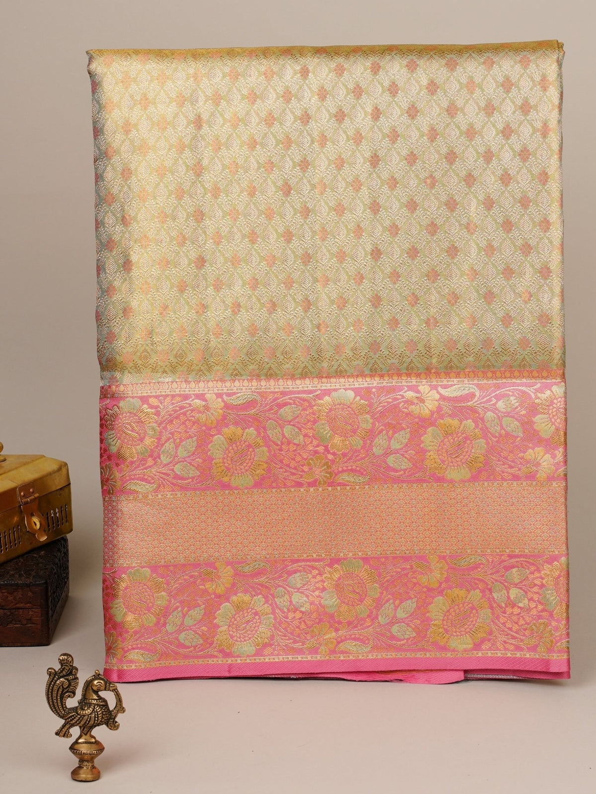 Kanchipuram Silk Peach 100% Pure Silk  Manoranjitham Weaves - Handloom Store