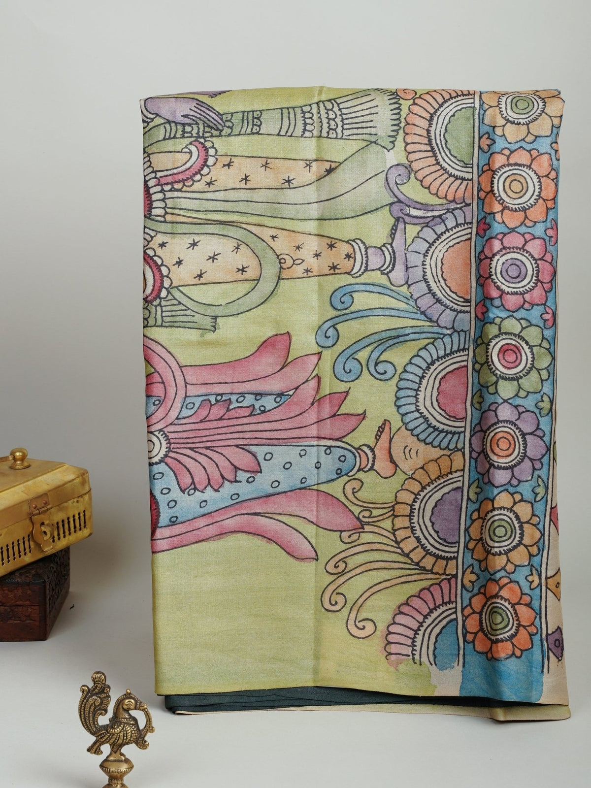 Tussar  100% Pure Tussar Manoranjitham Weaves - Handloom Store