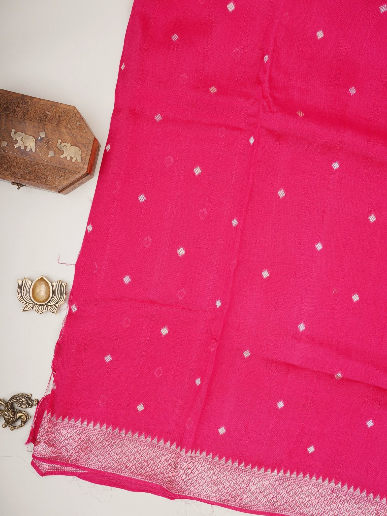 Georgette Pink Tussar Georgette - Manoranjitham Weaves - Handloom Store