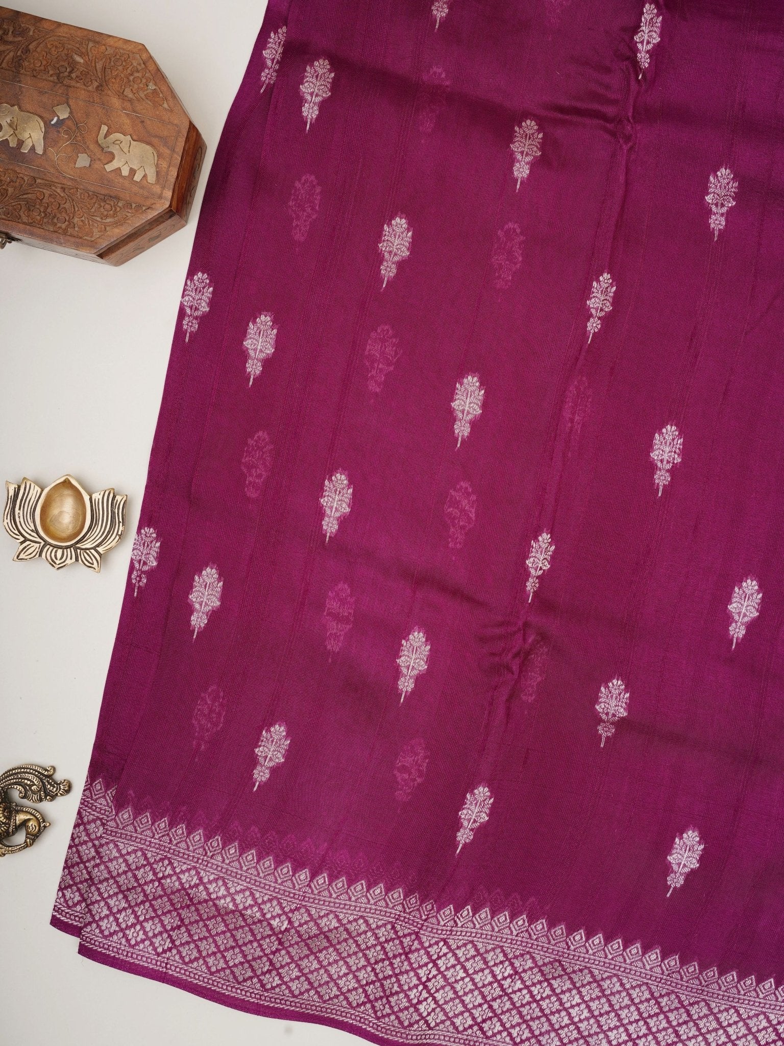 Georgette Magenta Pink Tussar Georgette - Manoranjitham Weaves - Handloom Store