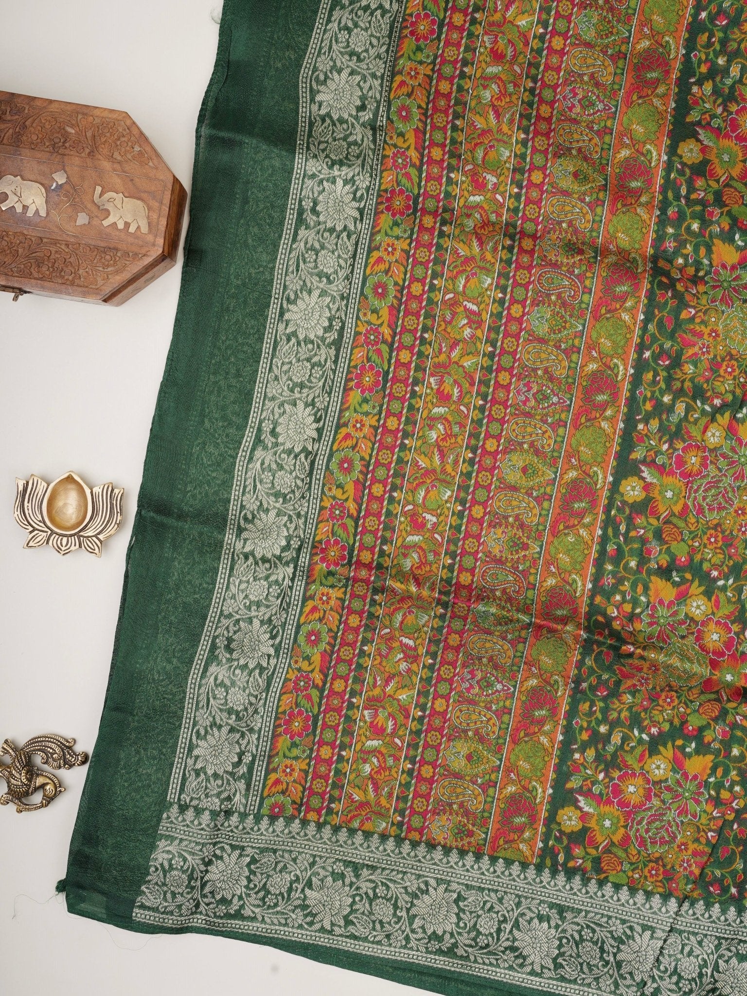 Georgette Green Tussar Georgette Manoranjitham Weaves - Handloom Store