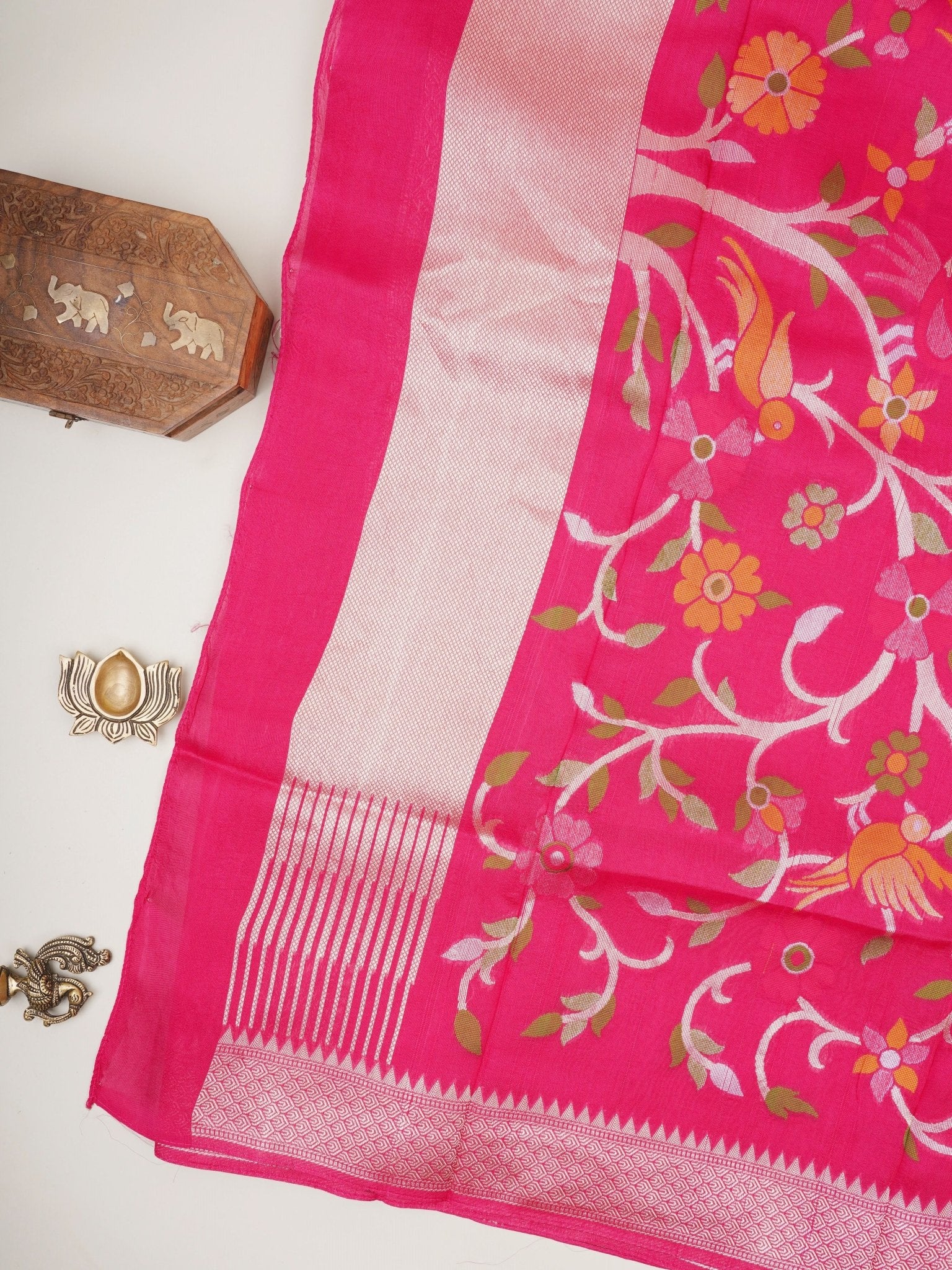 Georgette Pink Tussar Georgette - Manoranjitham Weaves - Handloom Store
