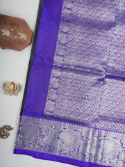 Venkatagiri Silk Bottle green 100% Pure Silk  Manoranjitham Weaves - Handloom Store