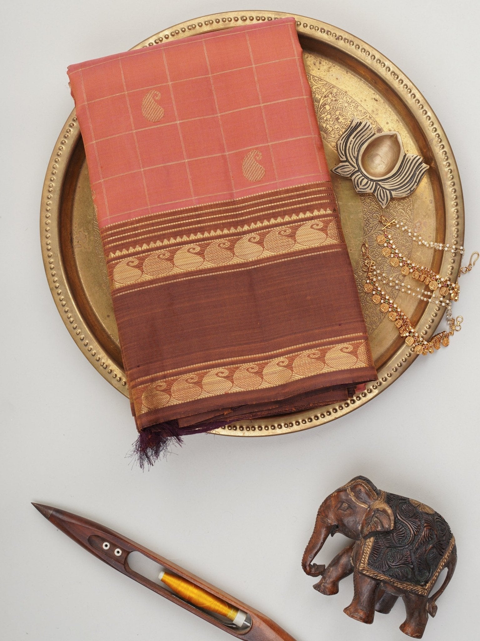 Kanchipuram Silk Peach 100% Pure Silk  Manoranjitham Weaves - Handloom Store