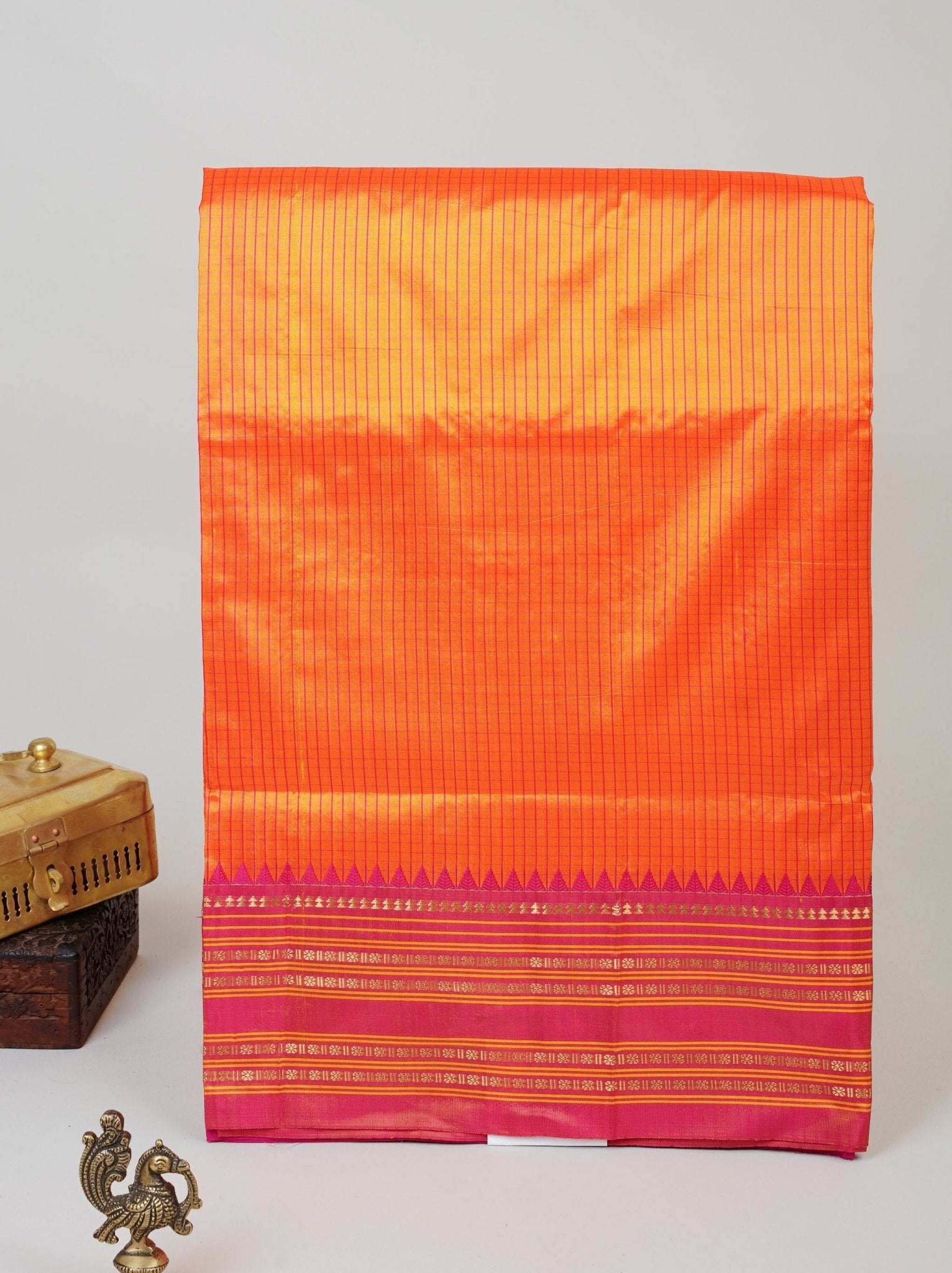 Narayanpet Orange 100% Pure Silk  Manoranjitham Weaves - Handloom Store