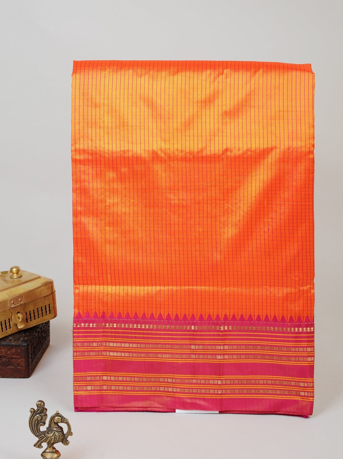 Narayanpet Orange 100% Pure Silk  Manoranjitham Weaves - Handloom Store