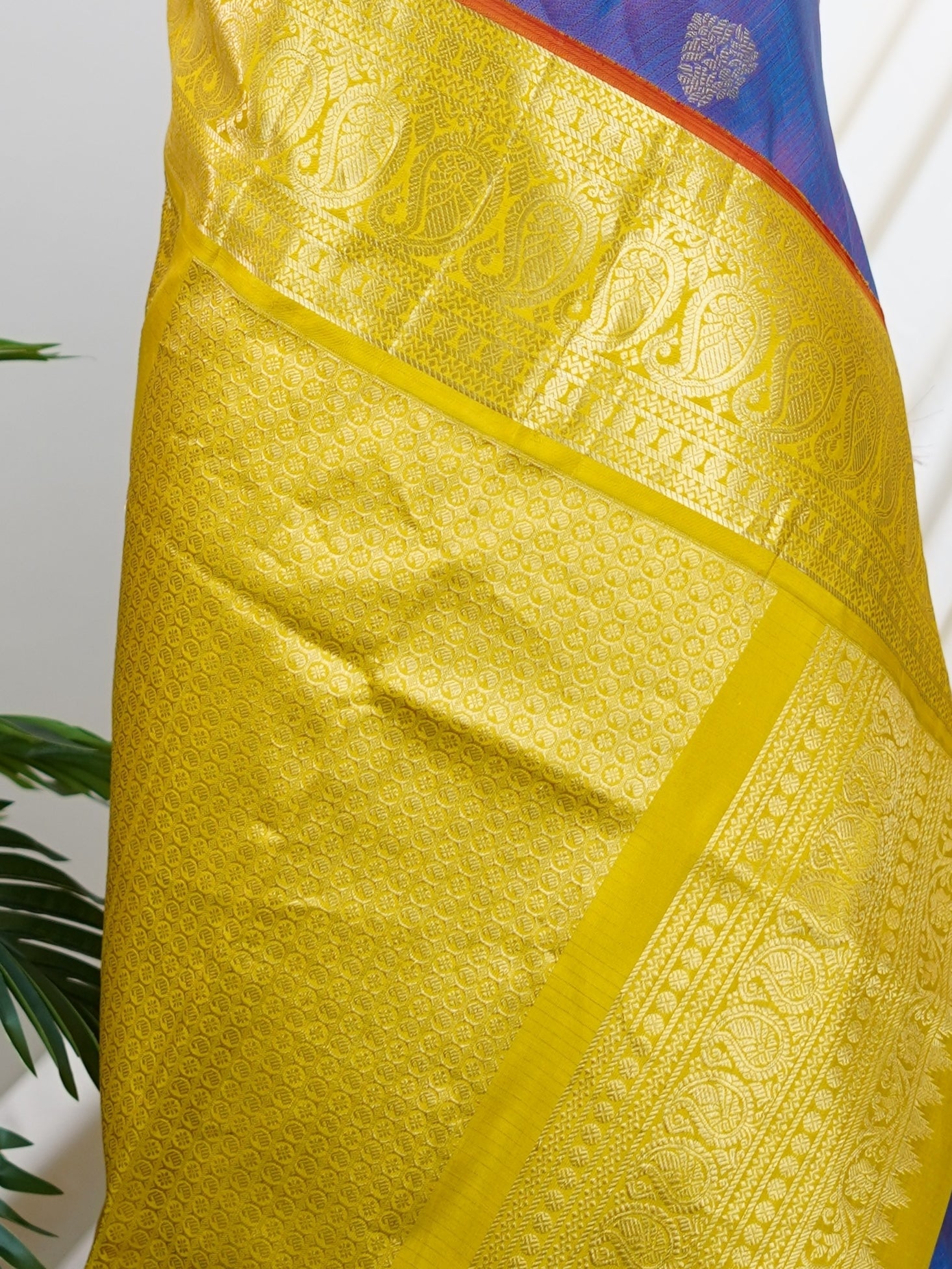 Gadwal Silk Peacock Blue 100% Pure Silk  - Manoranjitham Weaves - Handloom Store